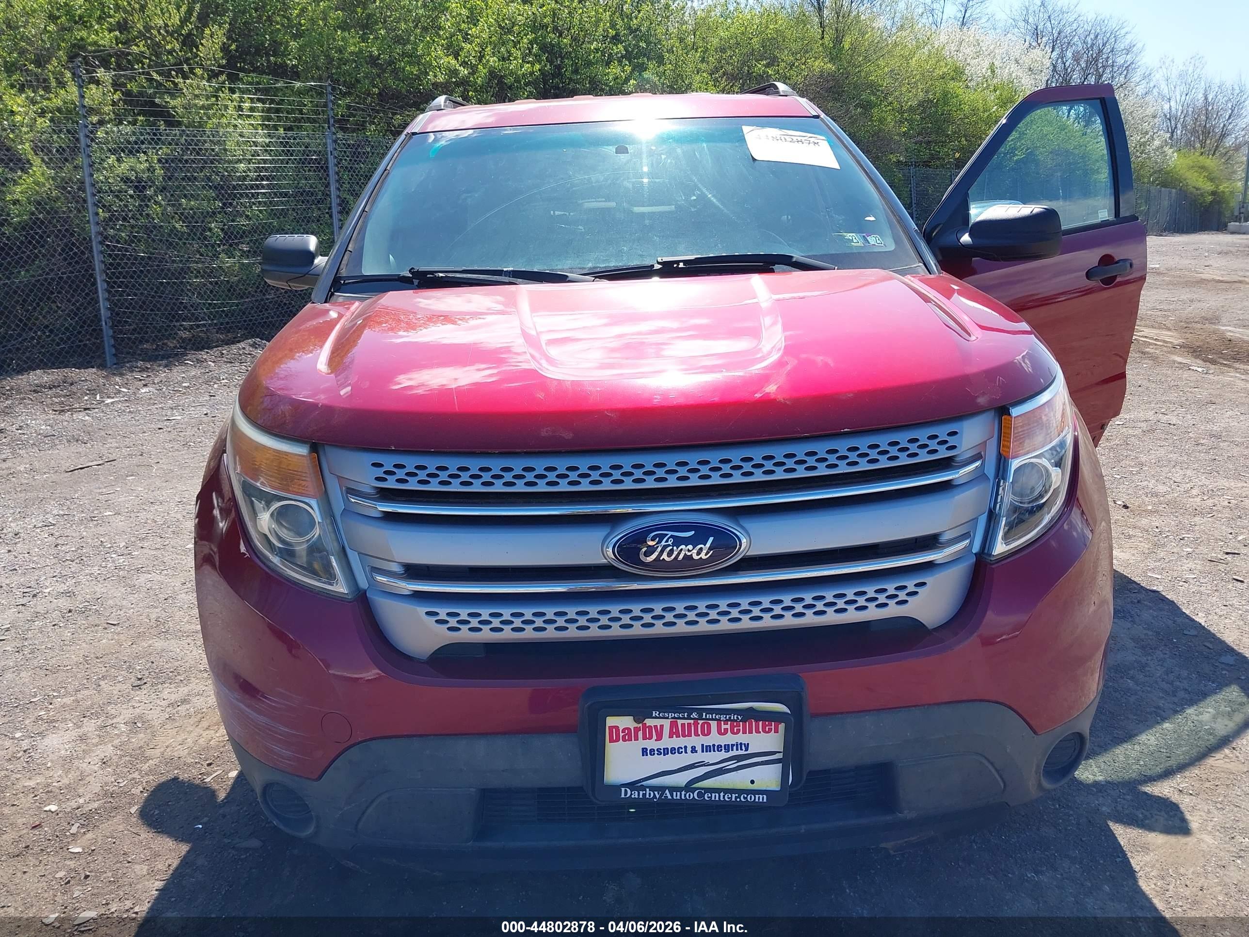 FORD EXPLORER image 6