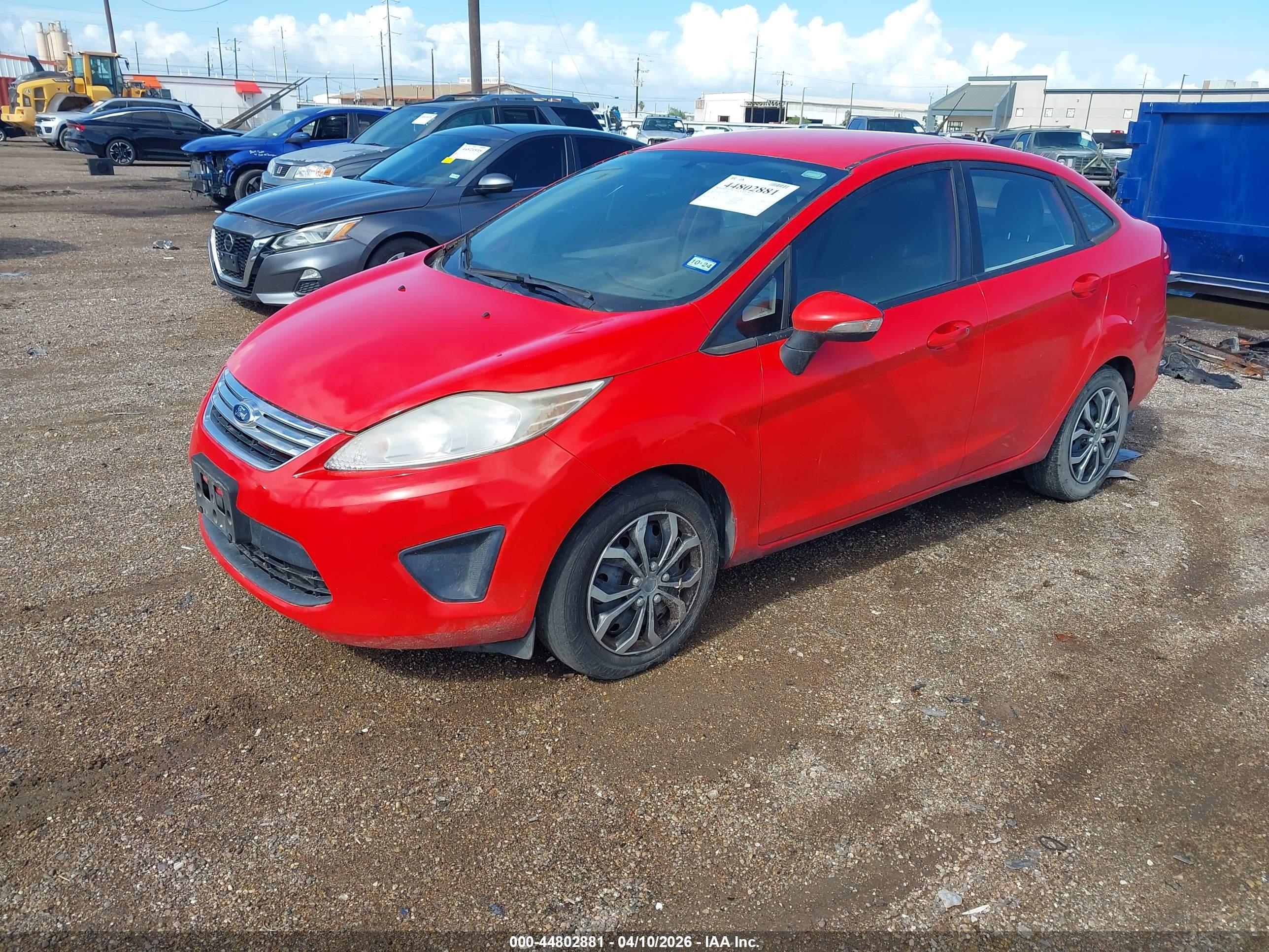FORD FIESTA image 2