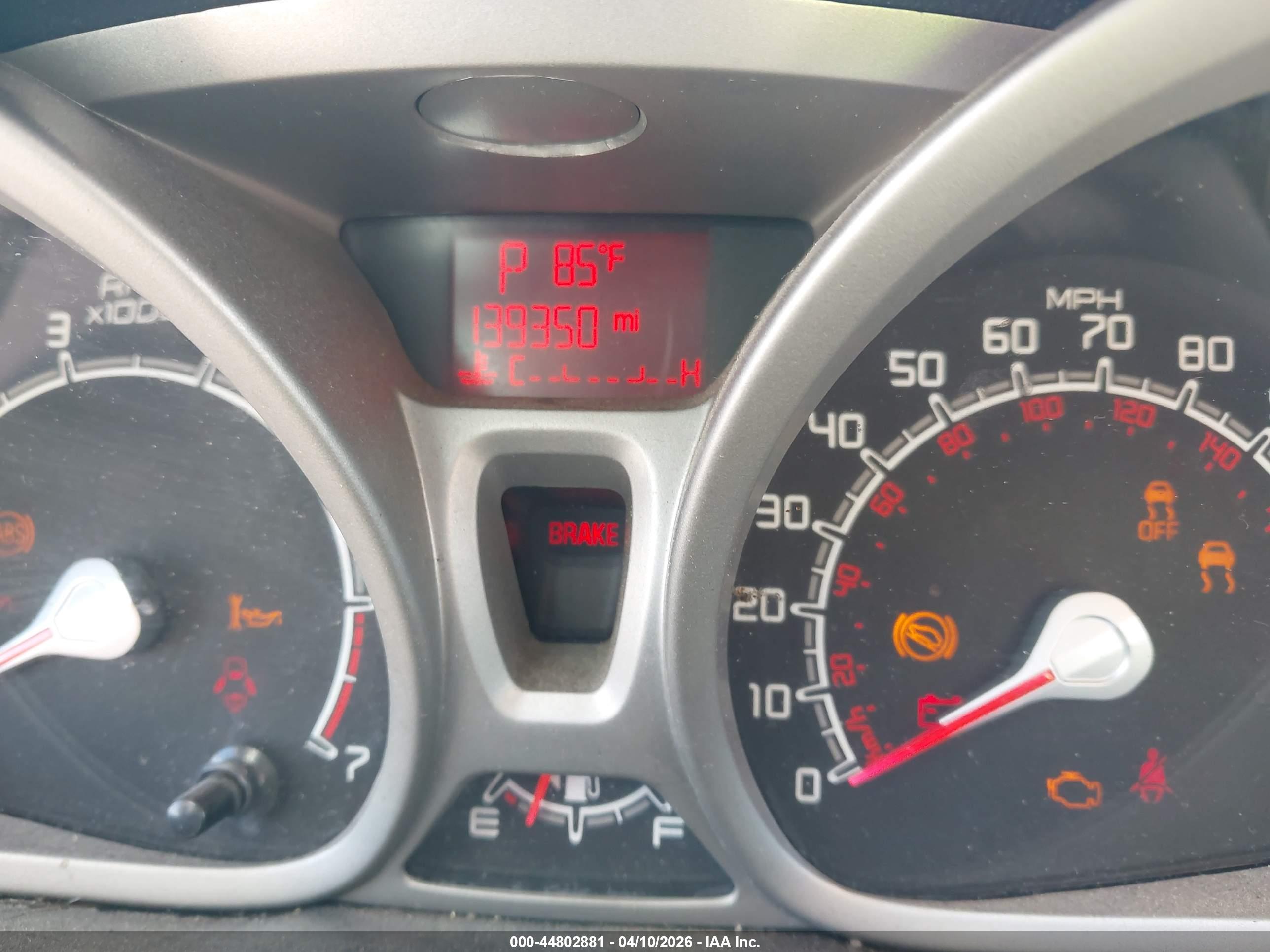 FORD FIESTA image 7