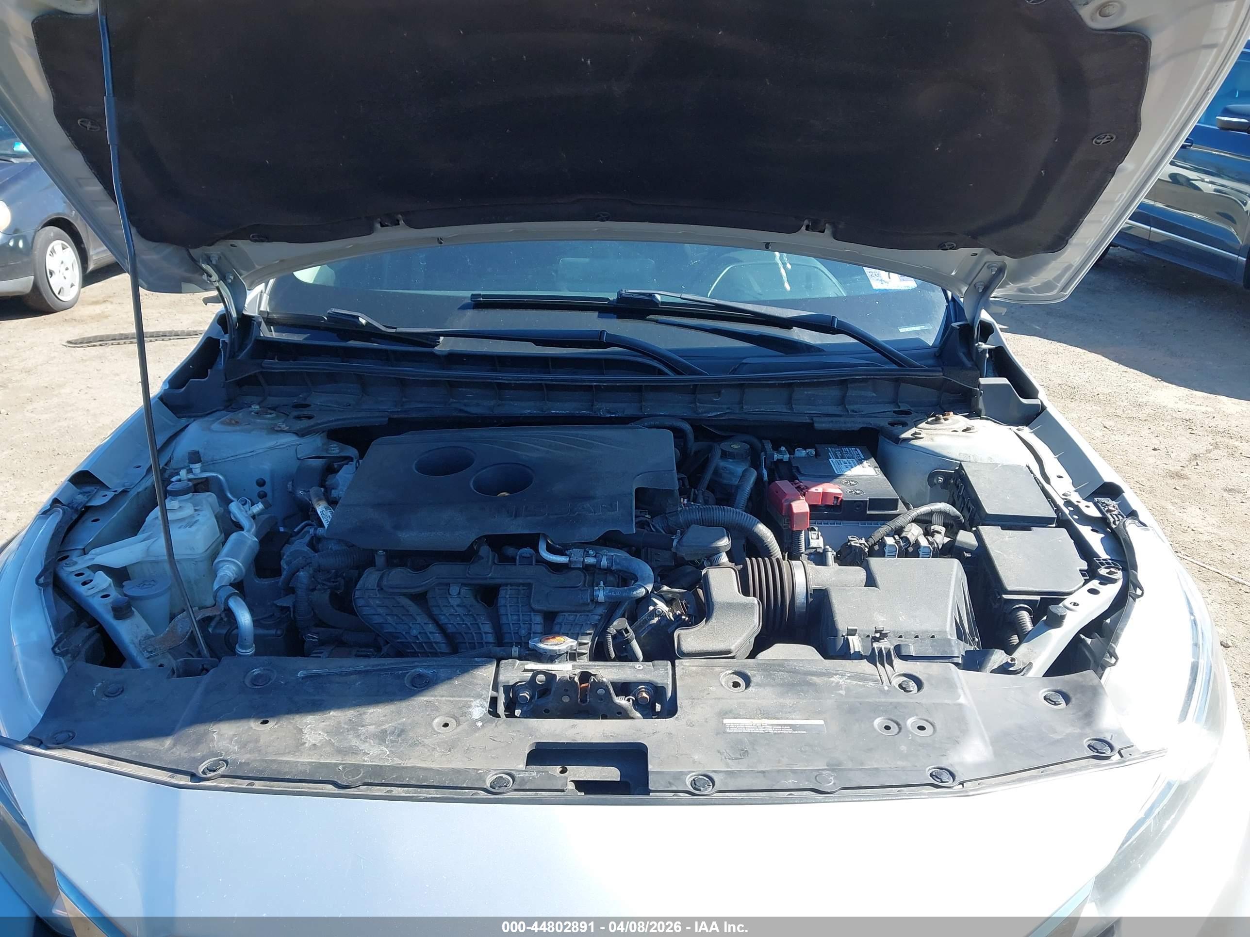 NISSAN ALTIMA image 10