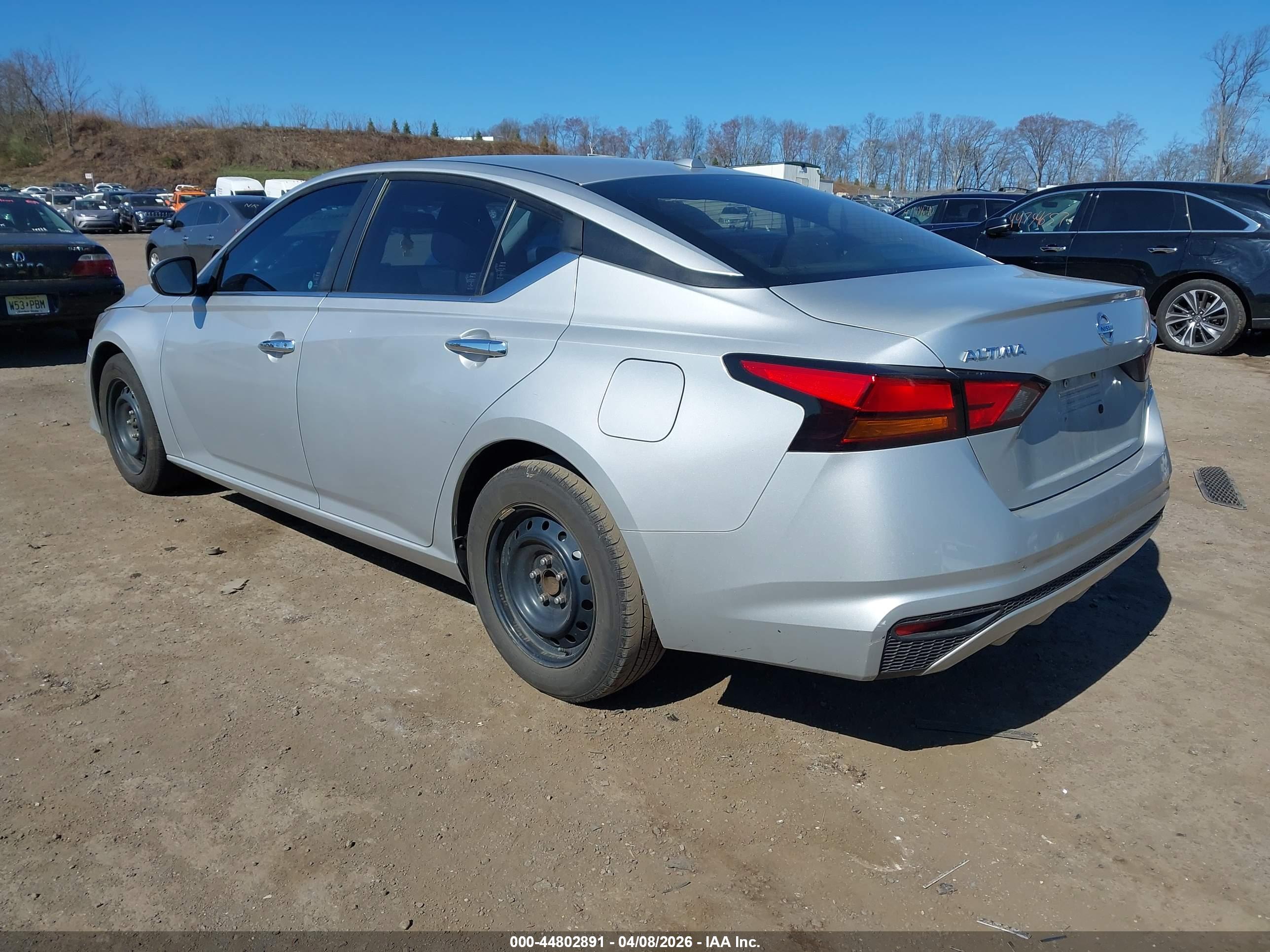 NISSAN ALTIMA image 3