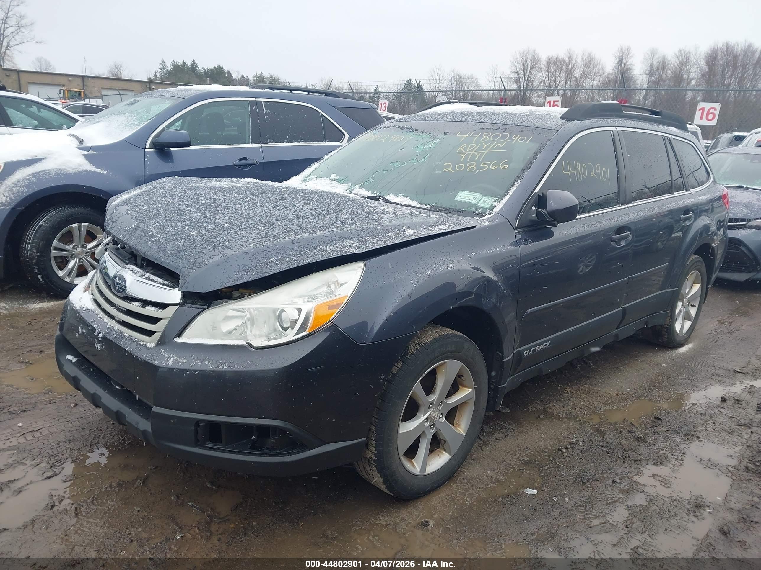 SUBARU OUTBACK image 2