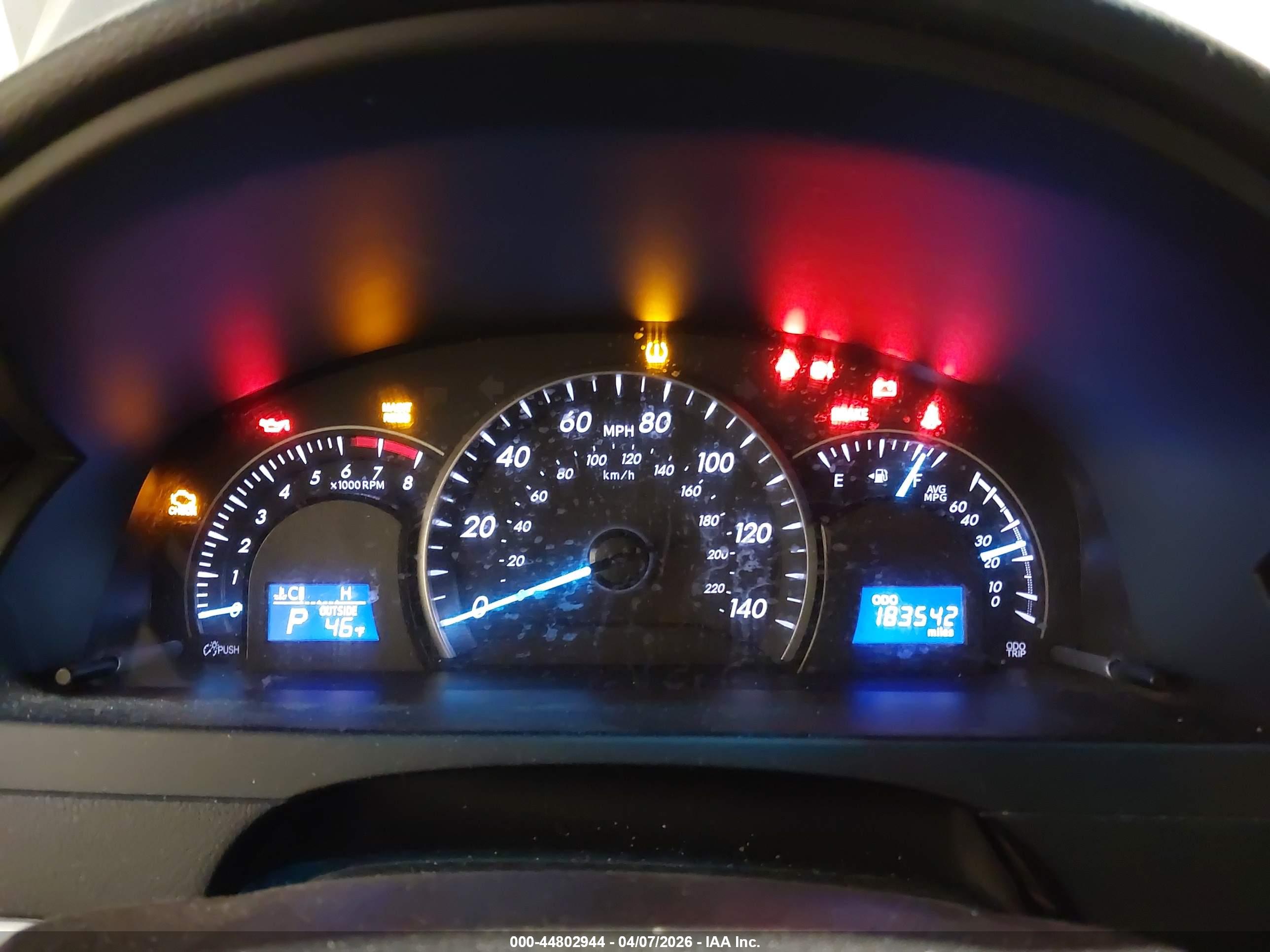 TOYOTA CAMRY image 7