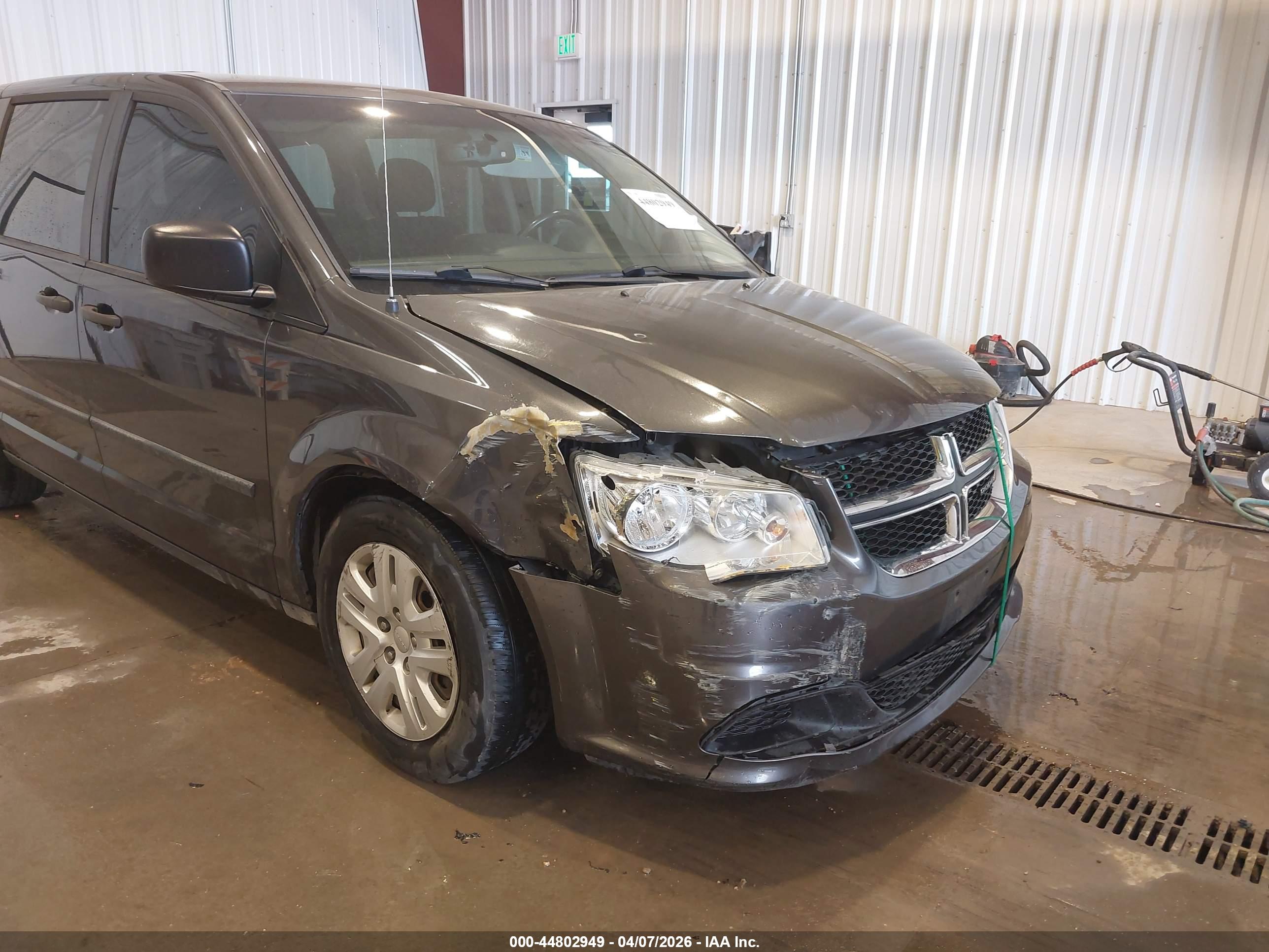 DODGE GRAND image 6