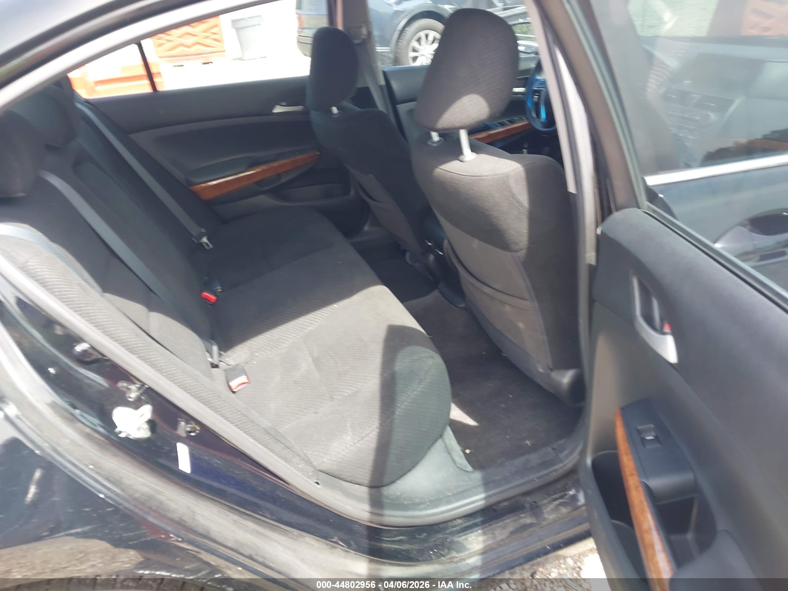 HONDA ACCORD image 8