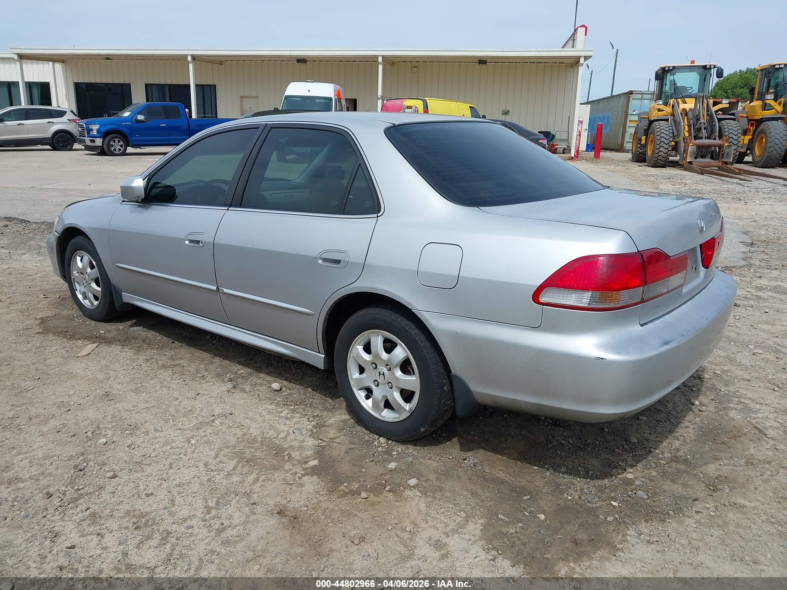 HONDA ACCORD image 3
