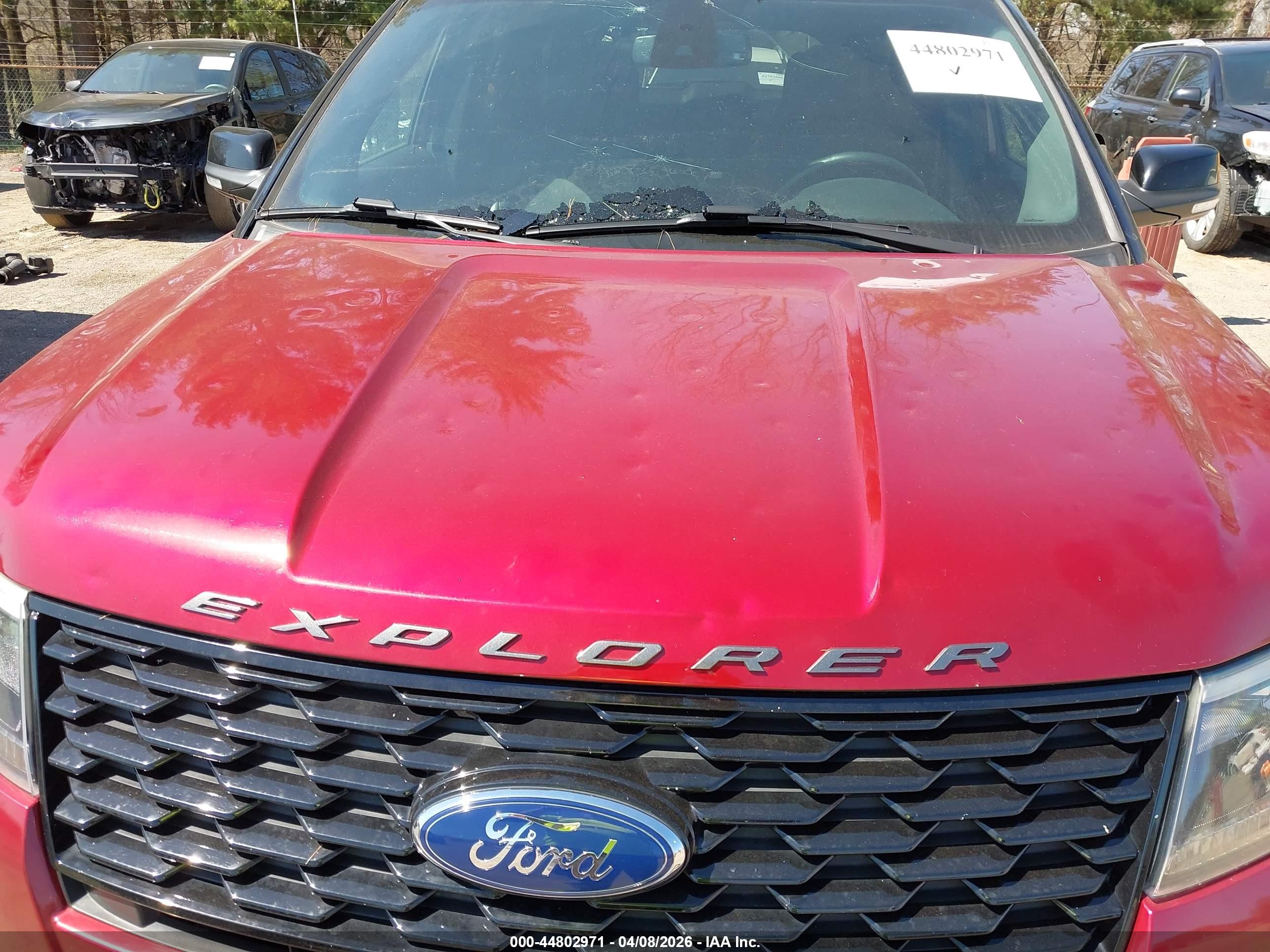 FORD EXPLORER image 6