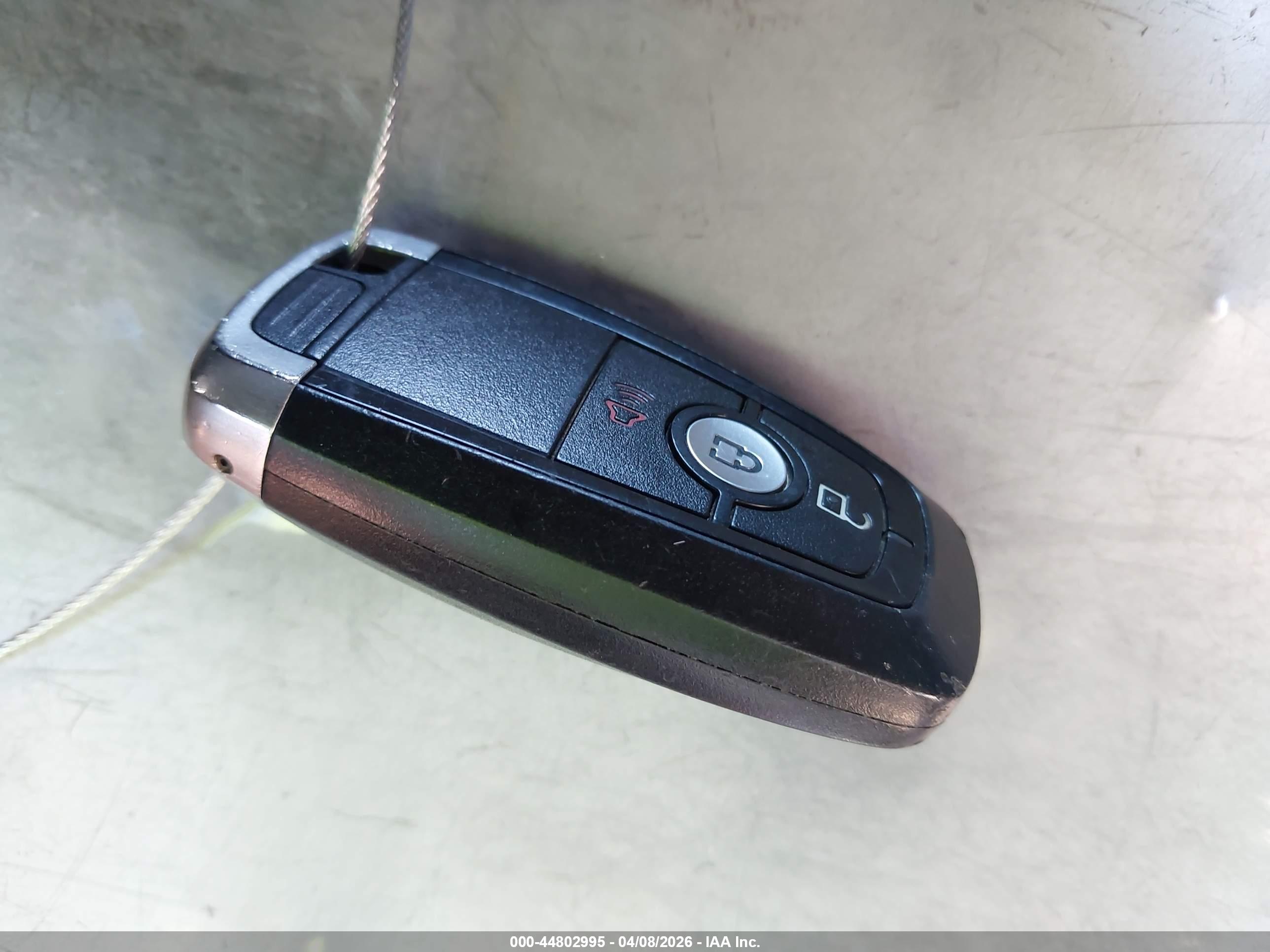 FORD ESCAPE image 11
