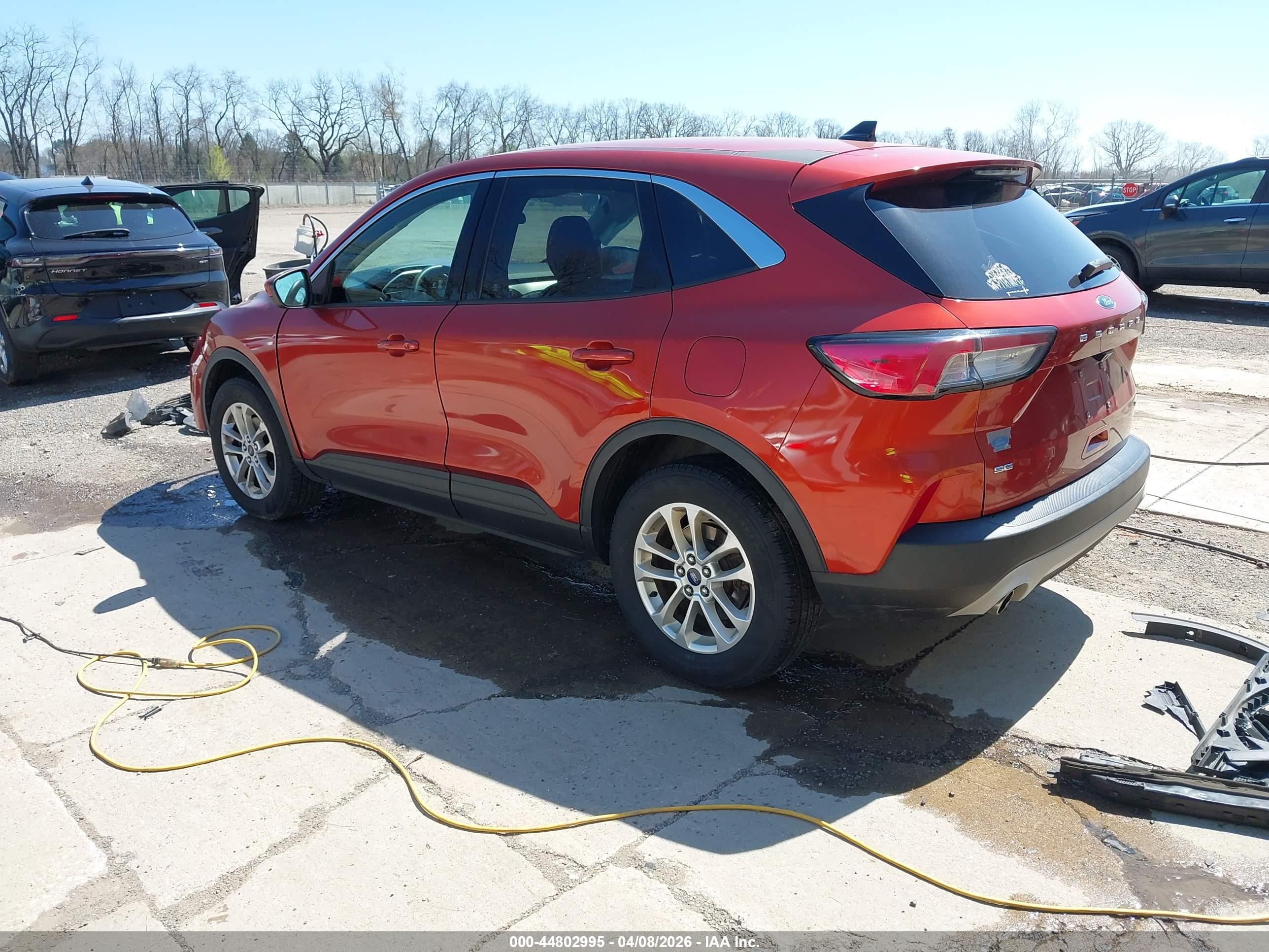 FORD ESCAPE image 3