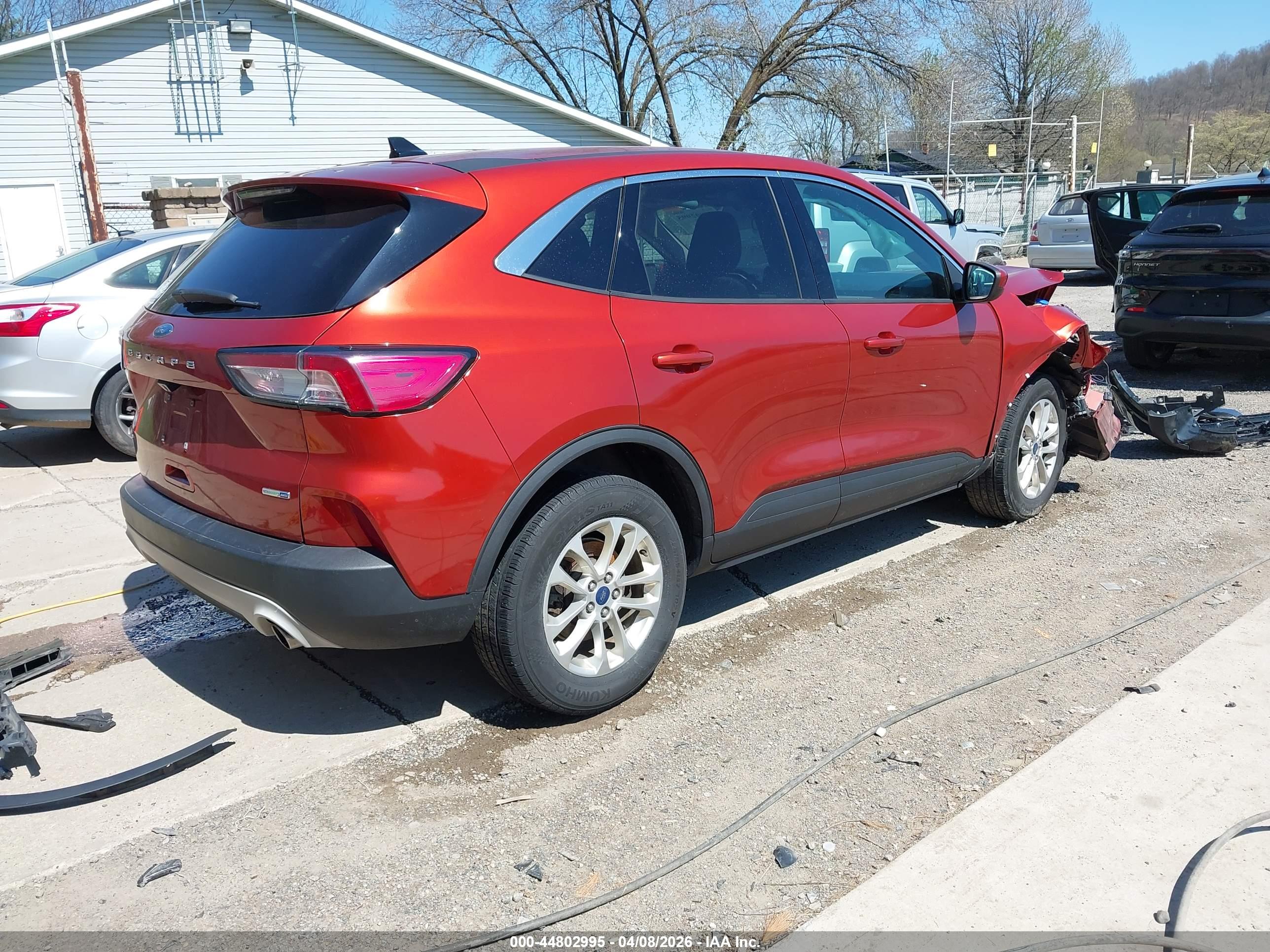 FORD ESCAPE image 4