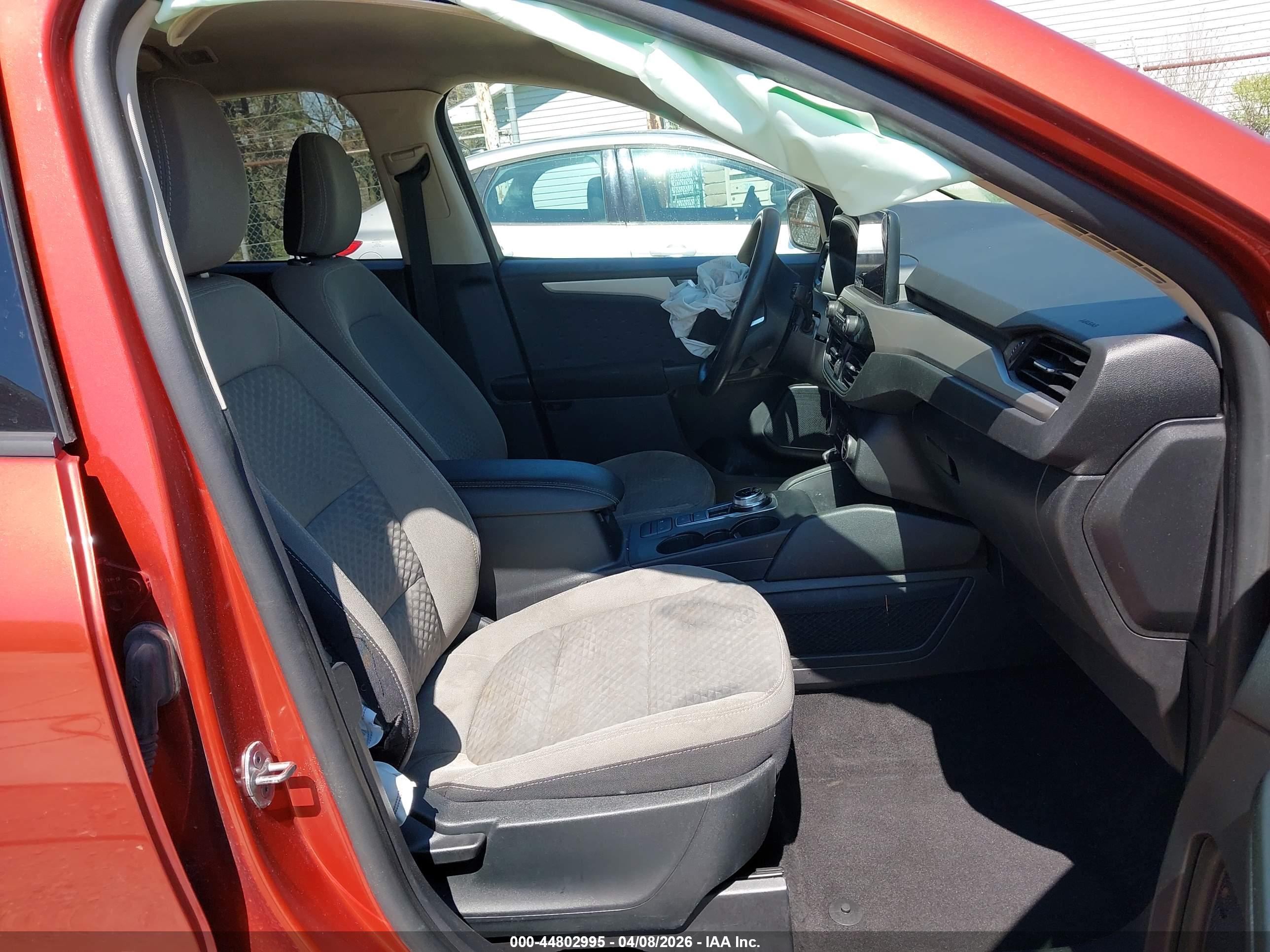 FORD ESCAPE image 5
