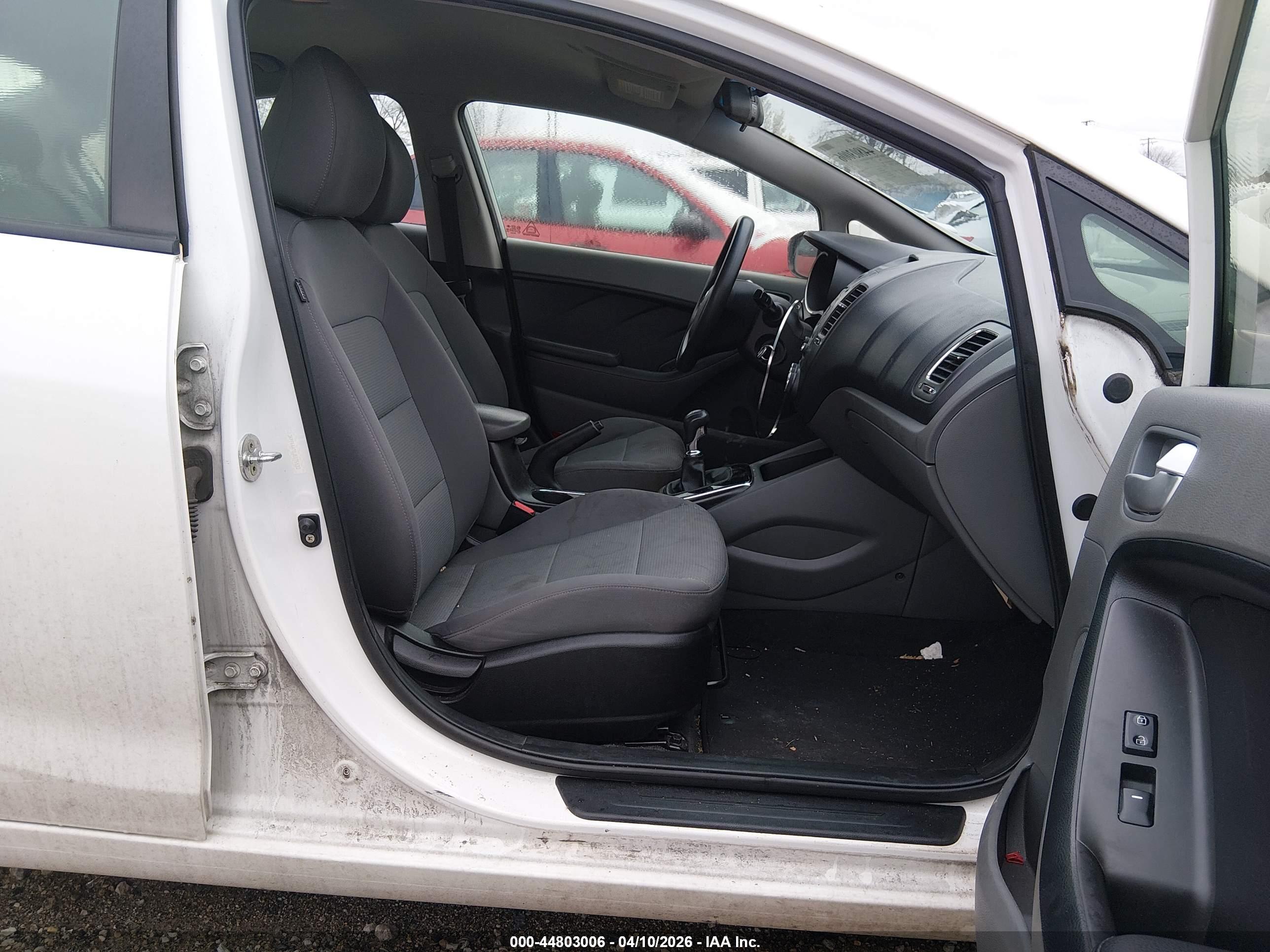 KIA FORTE image 5