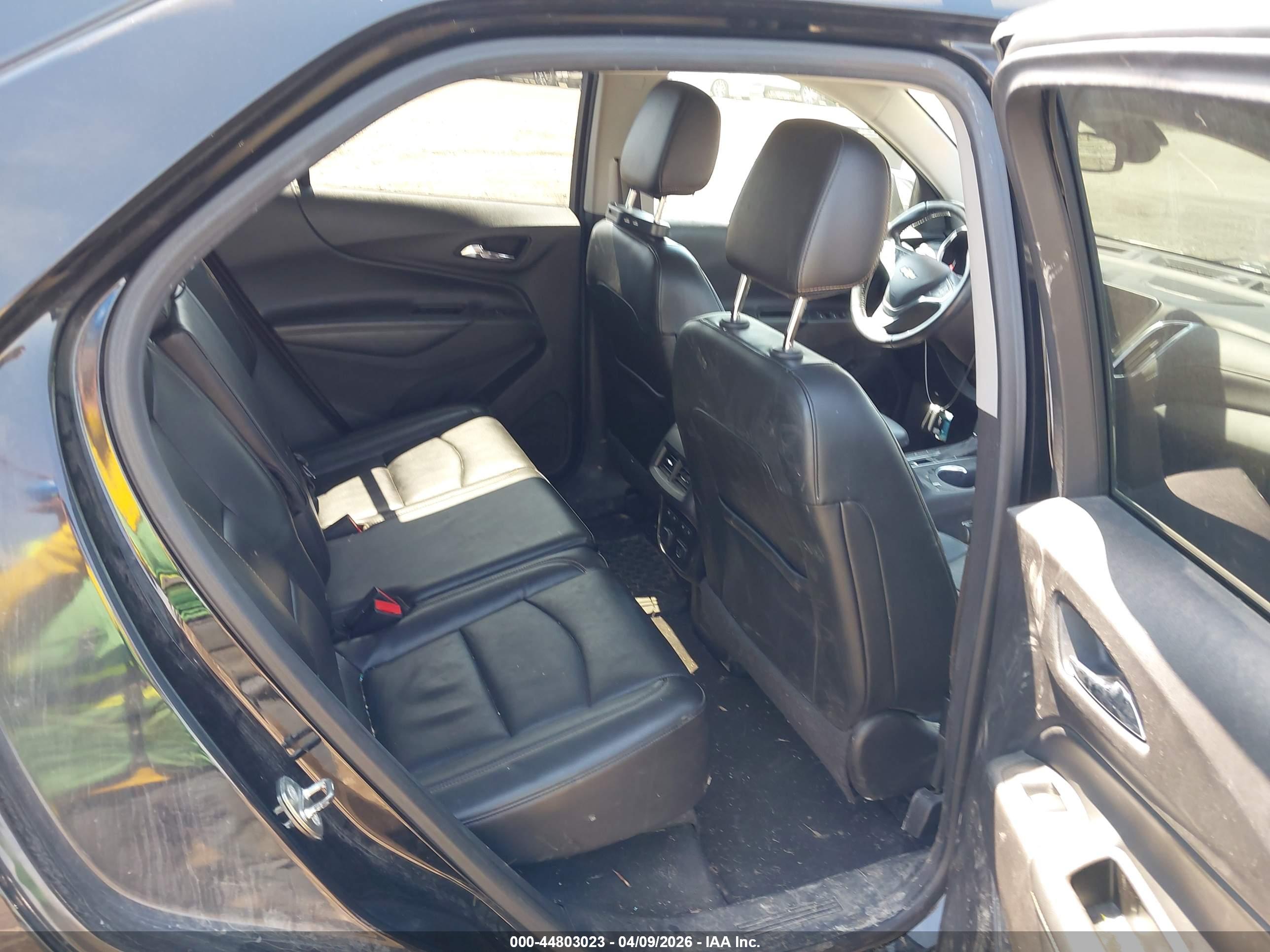 CHEVROLET EQUINOX image 8