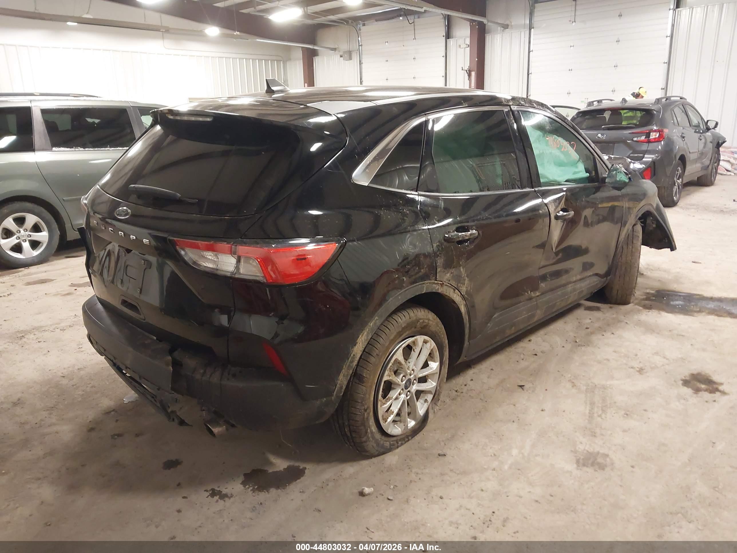 FORD ESCAPE image 4