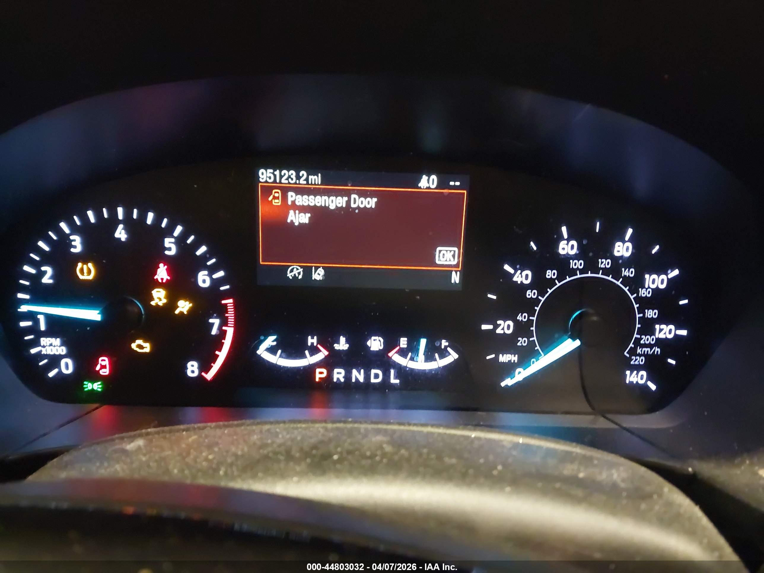 FORD ESCAPE image 7