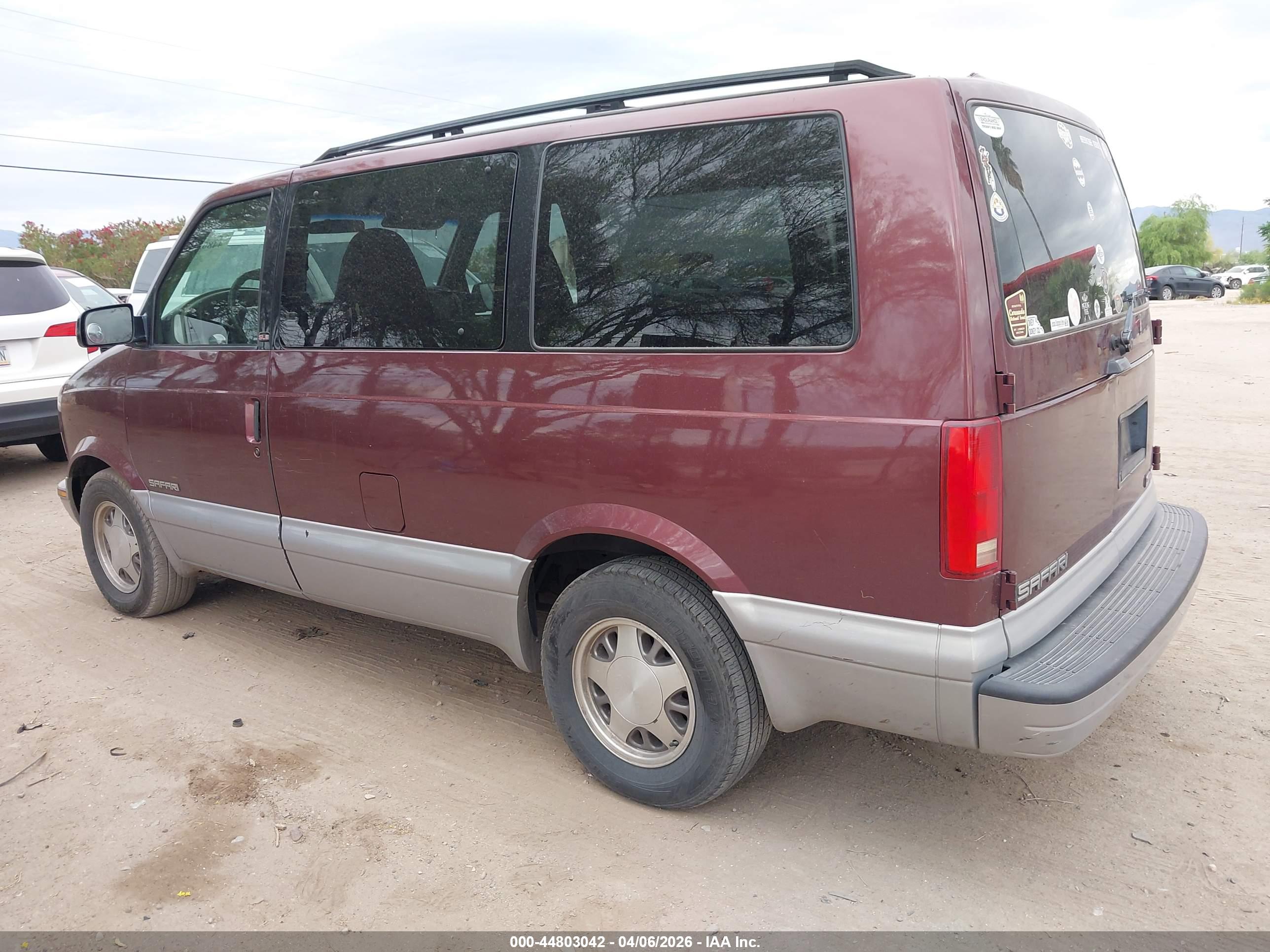 GMC SAFARI image 3
