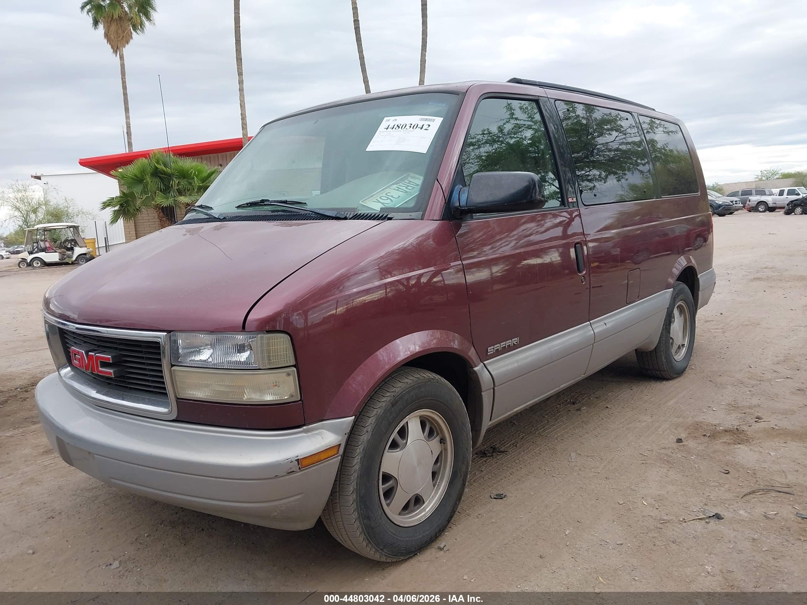 GMC SAFARI image 6