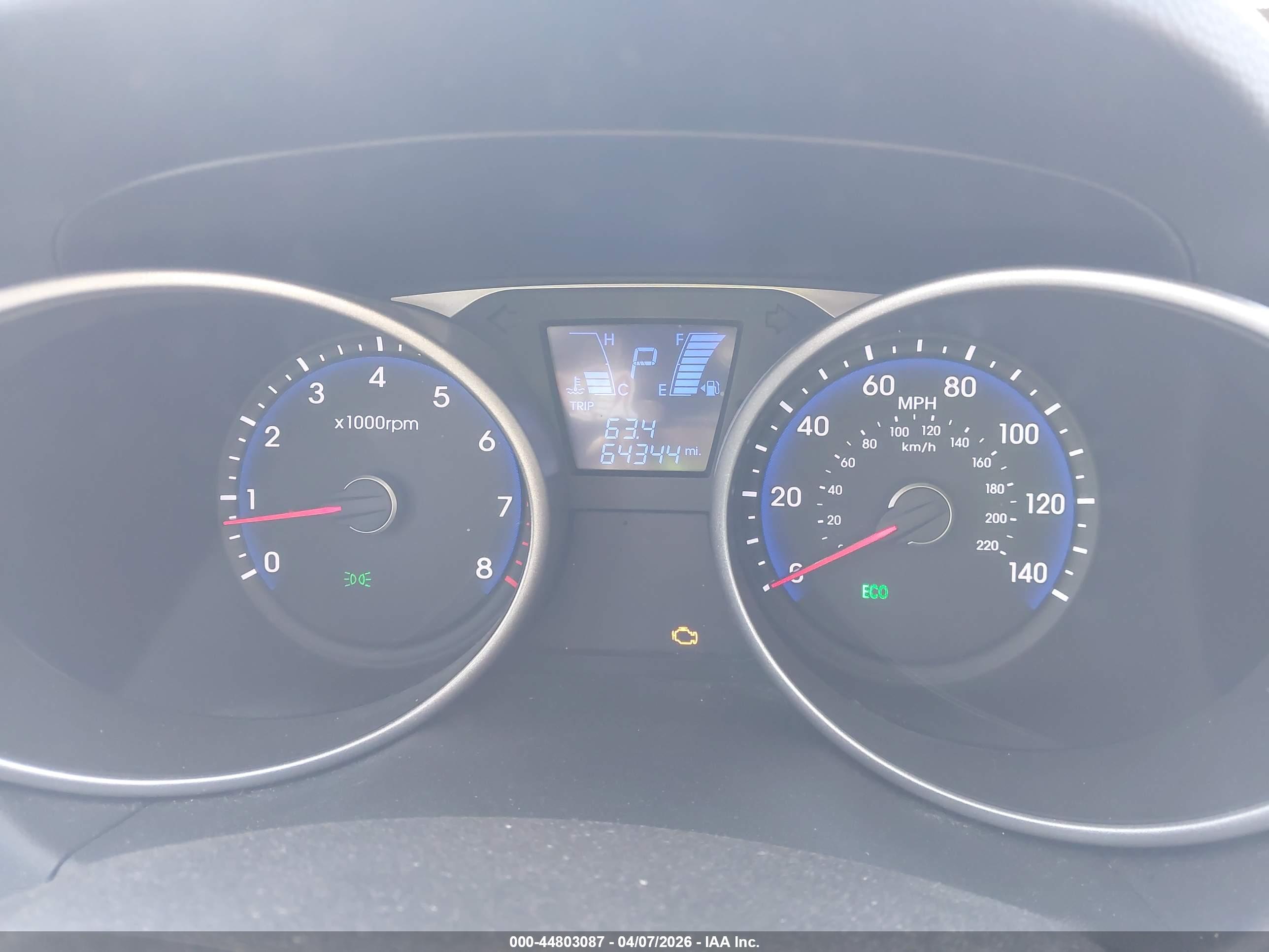 HYUNDAI TUCSON image 7