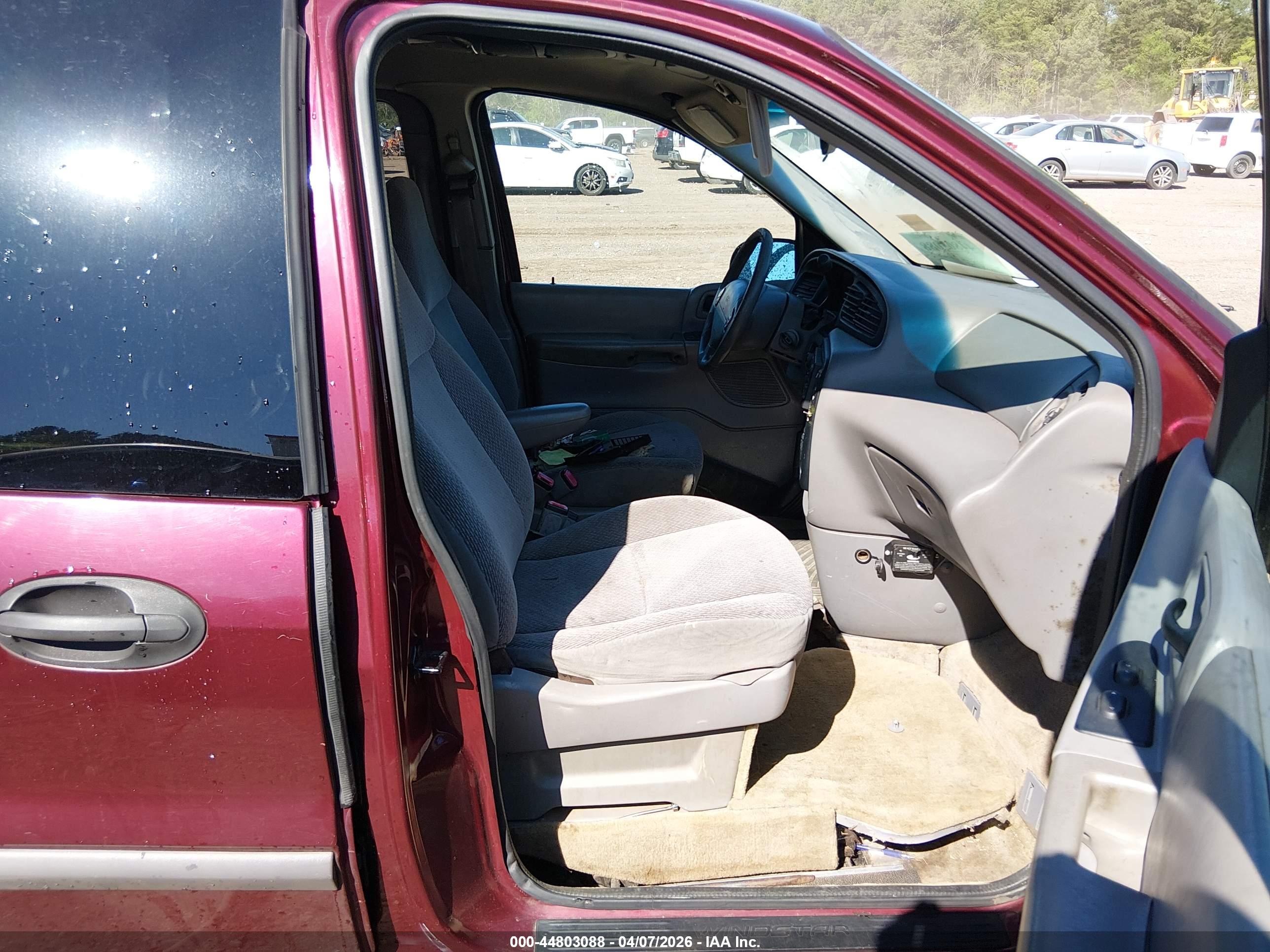 FORD WINDSTAR image 5