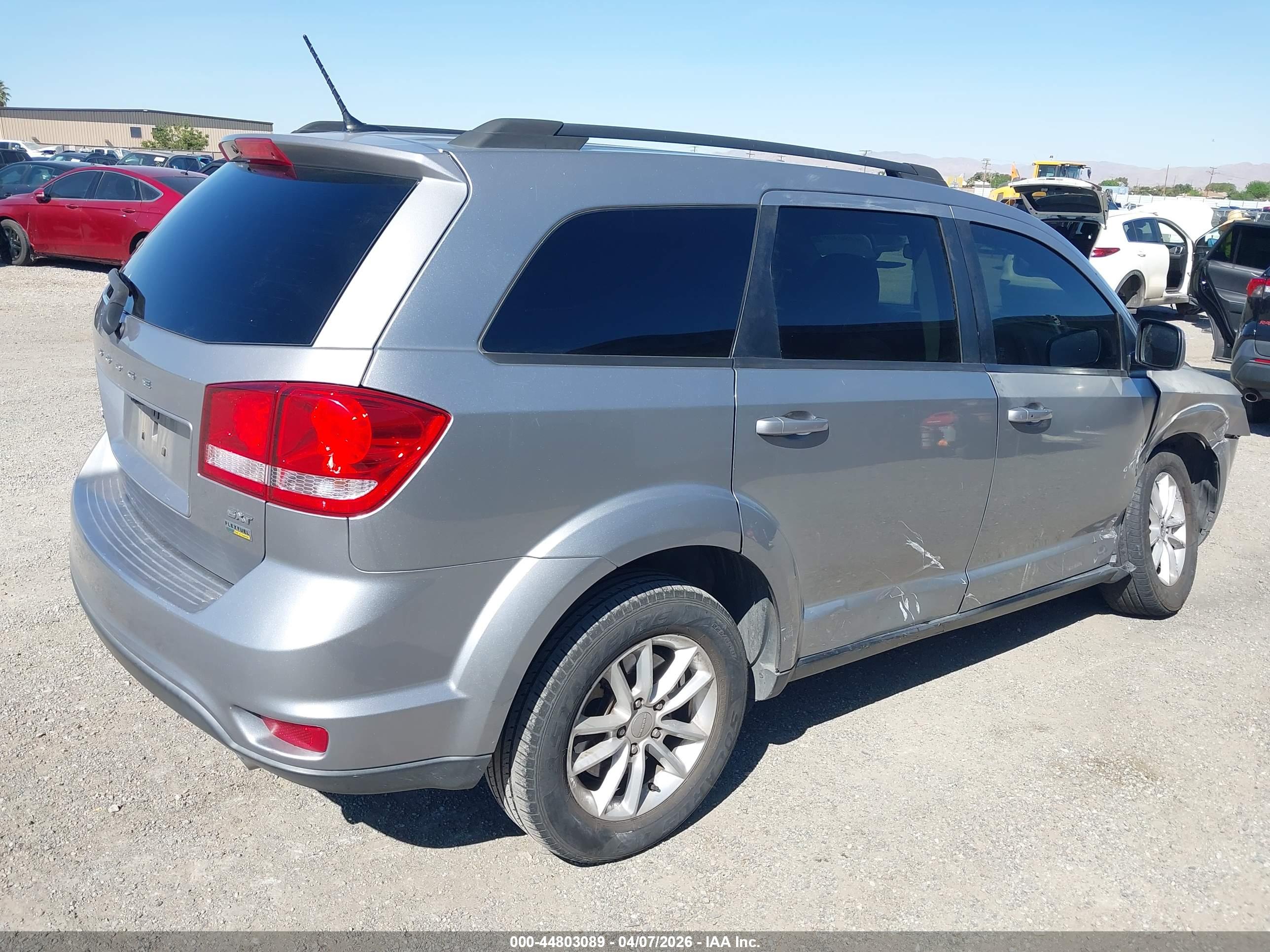 DODGE JOURNEY image 4
