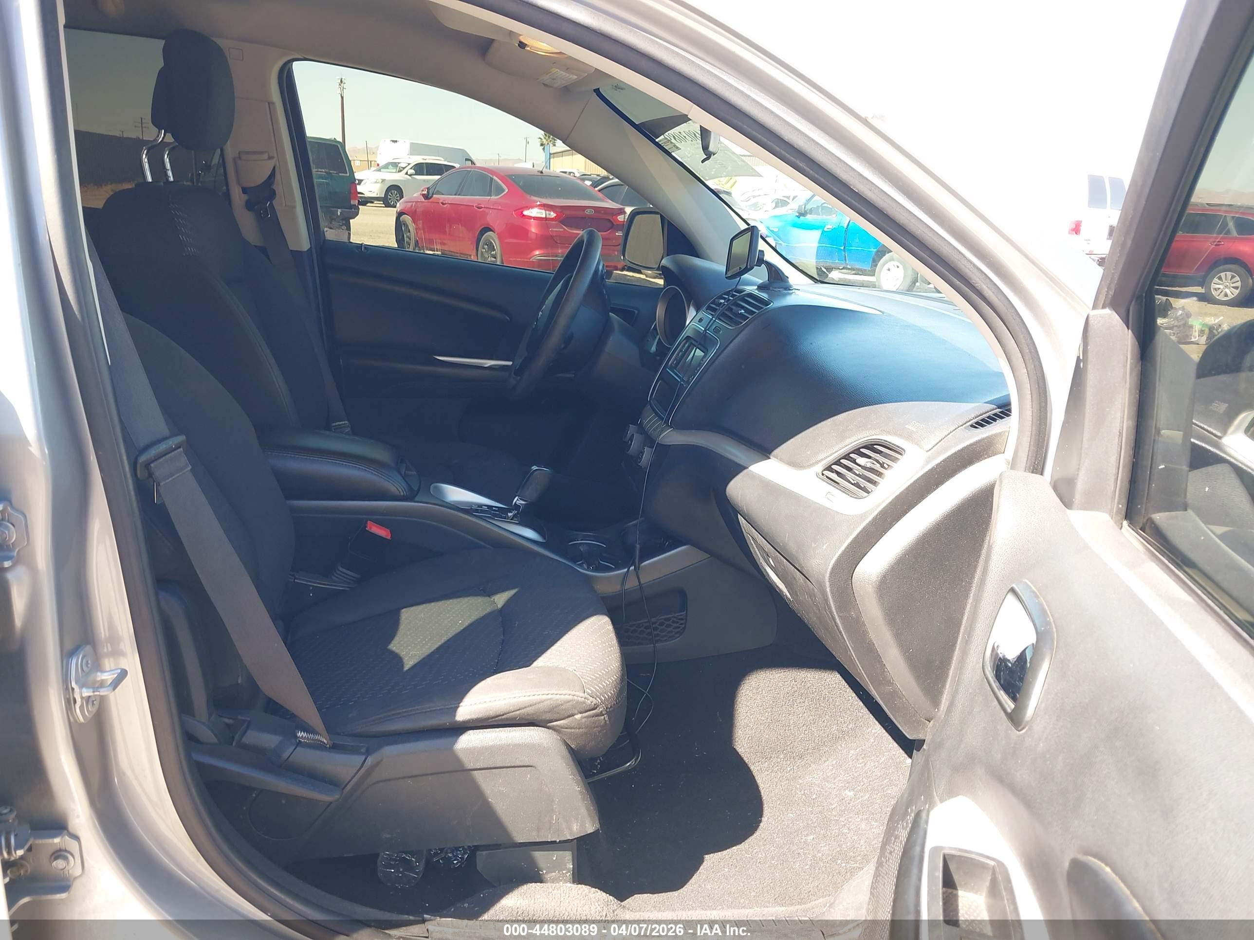 DODGE JOURNEY image 5