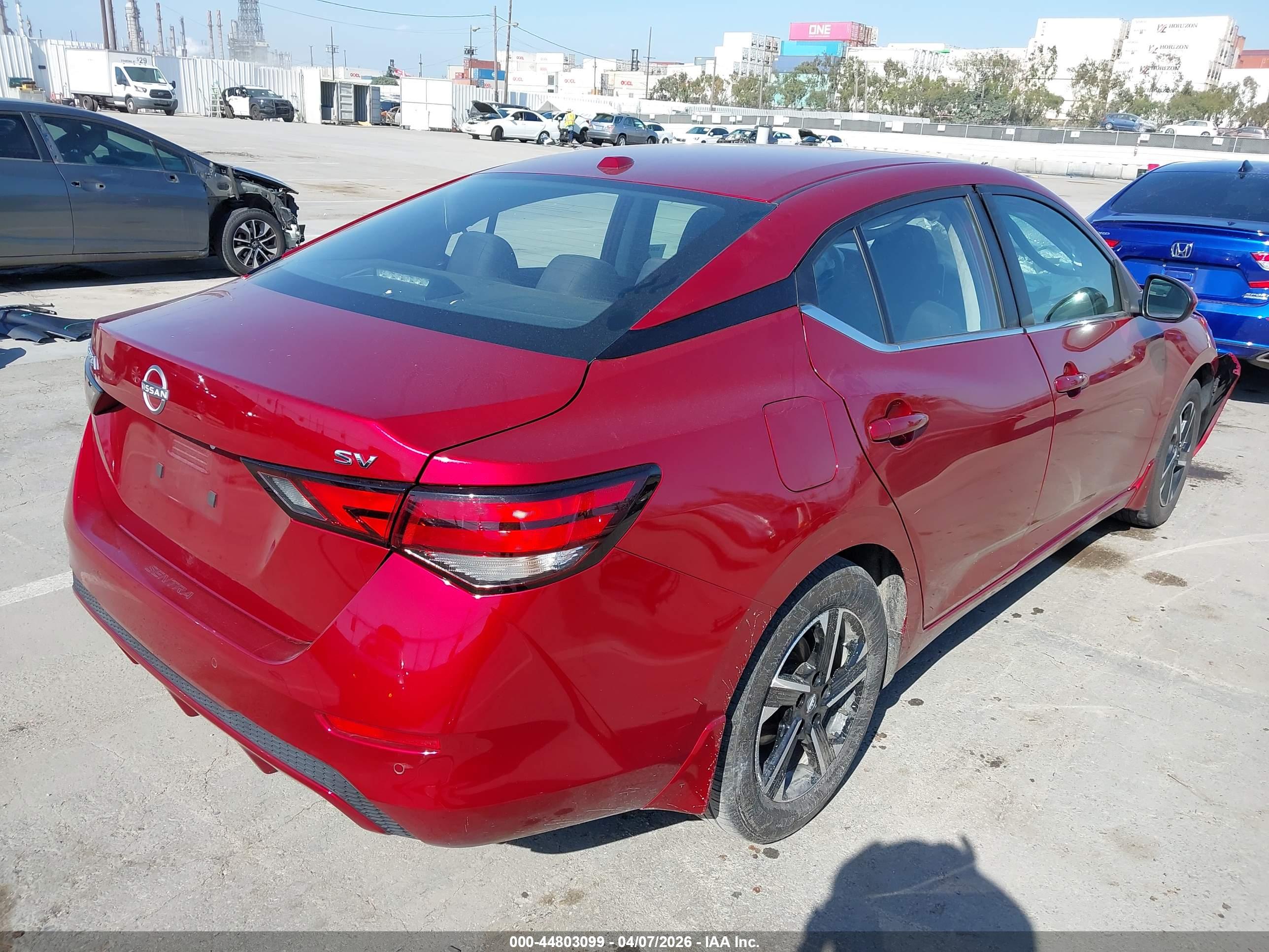 NISSAN SENTRA image 4