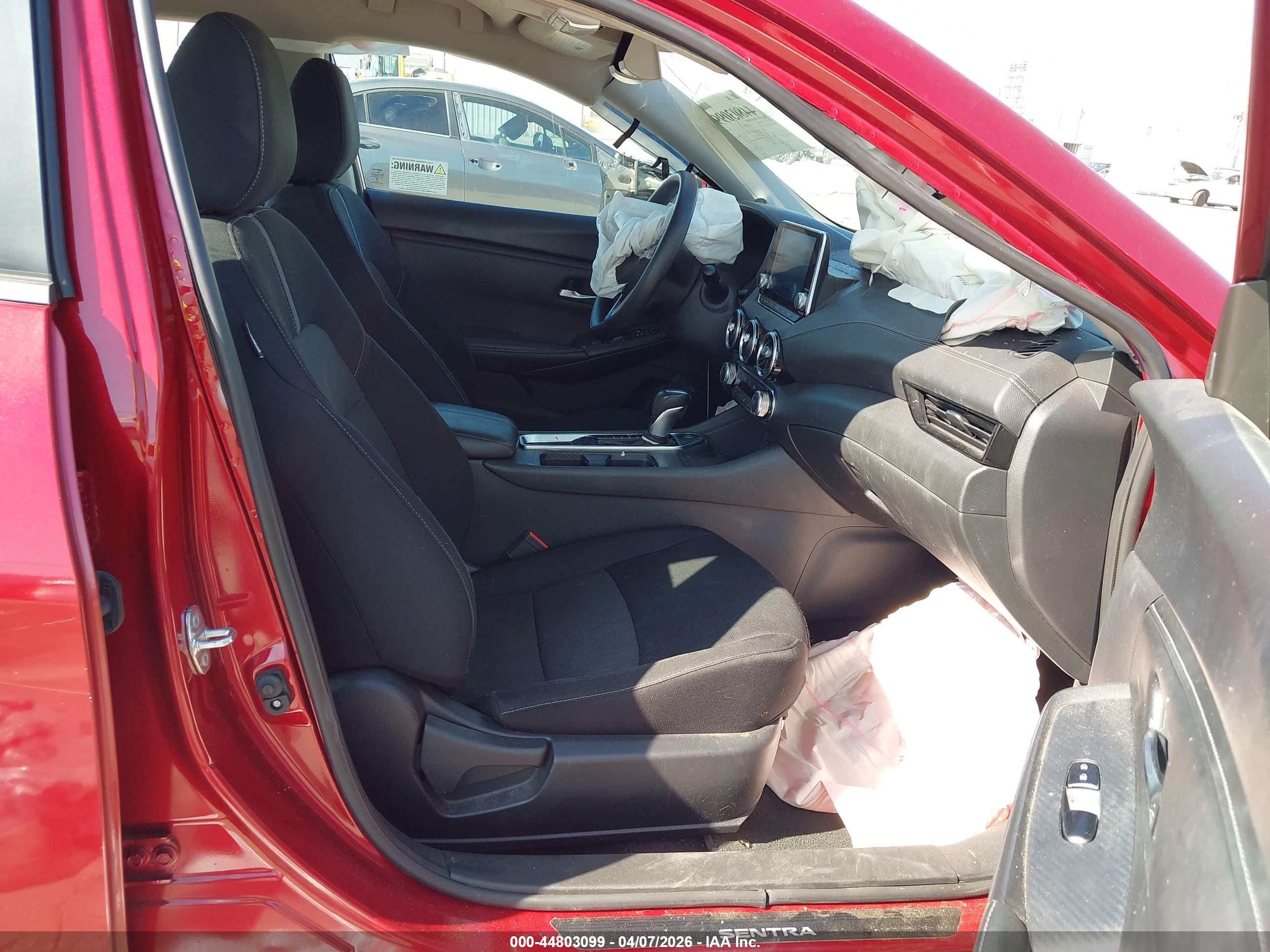 NISSAN SENTRA image 5