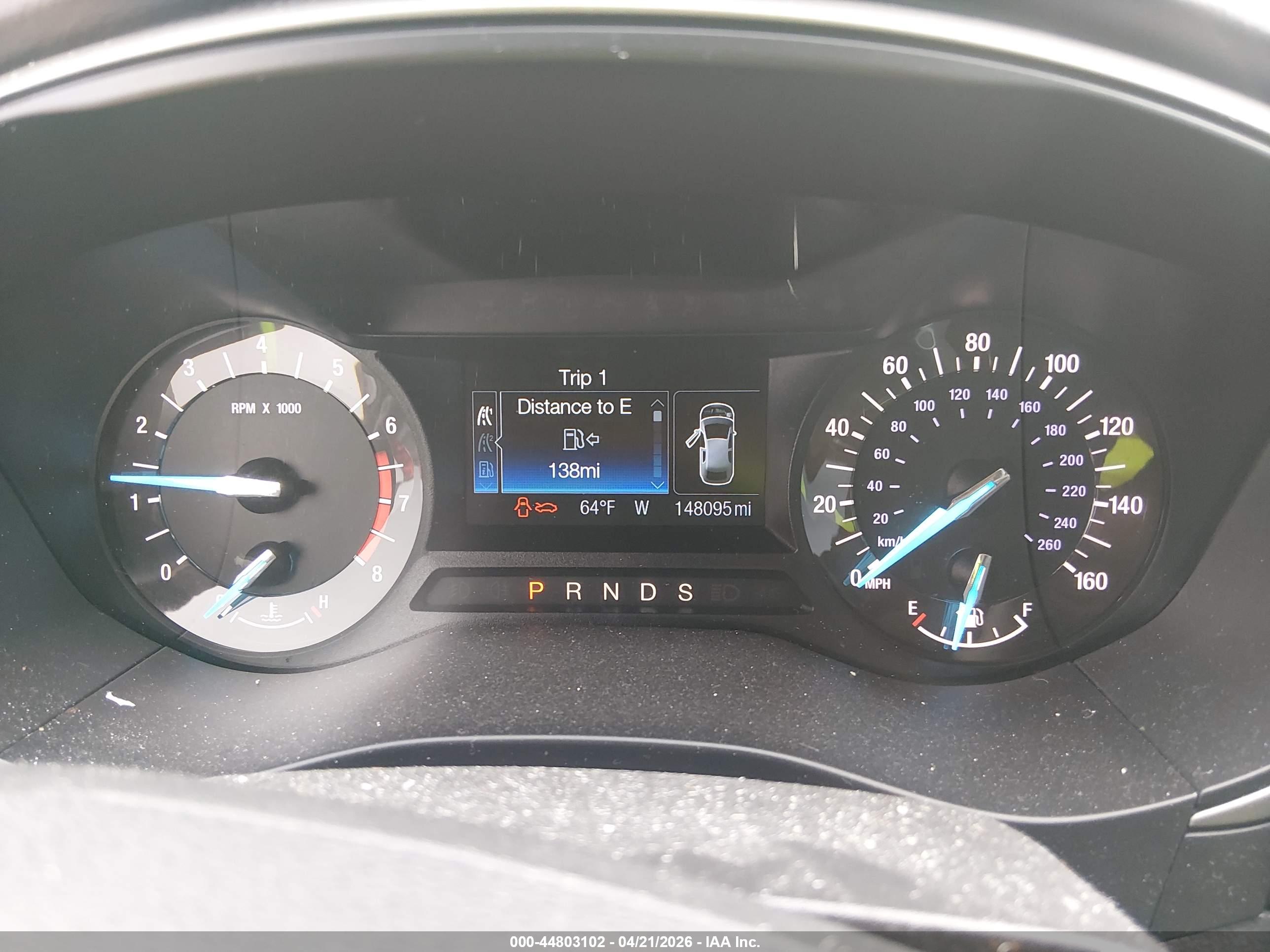 FORD FUSION image 7