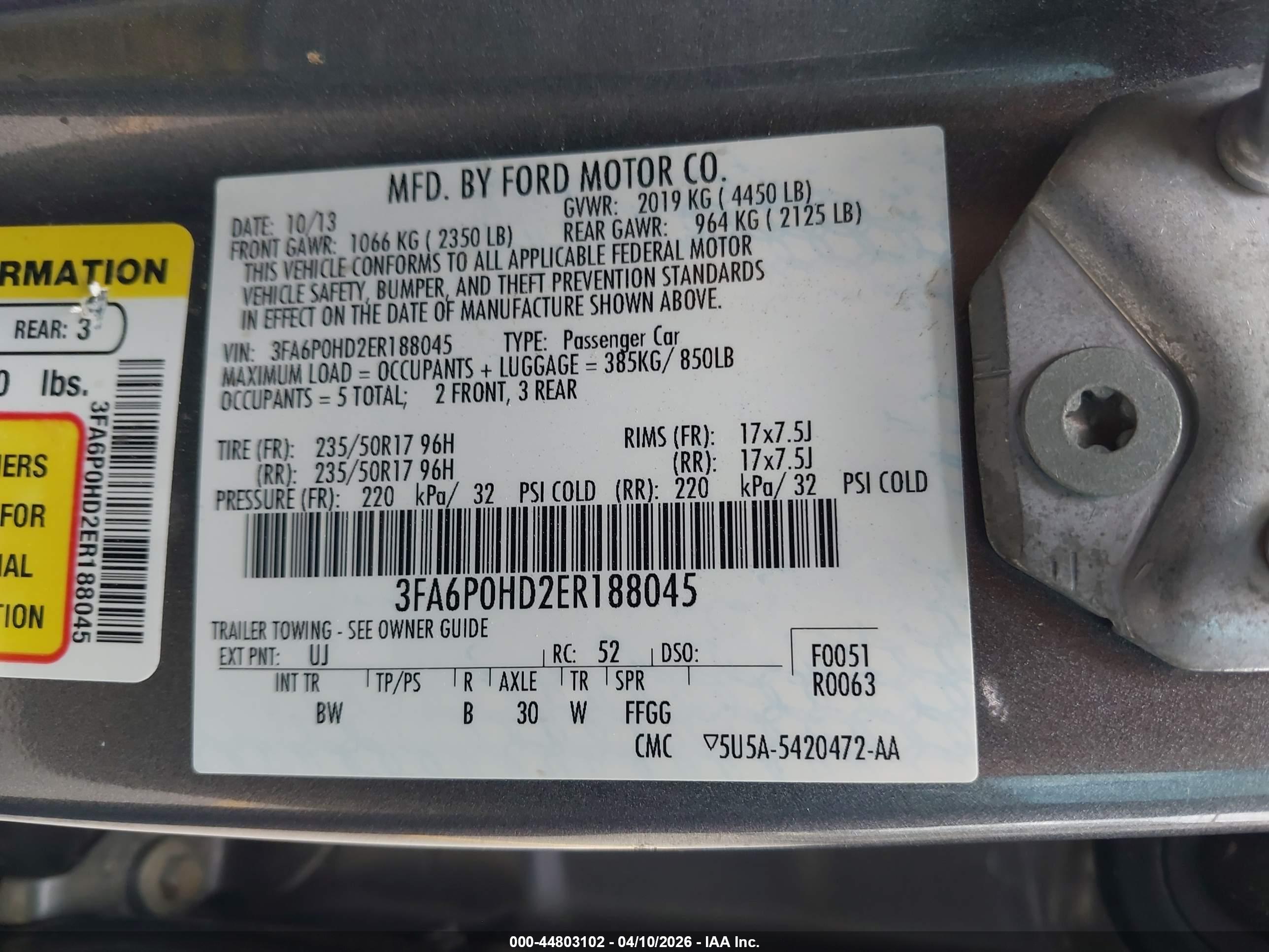 FORD FUSION image 9