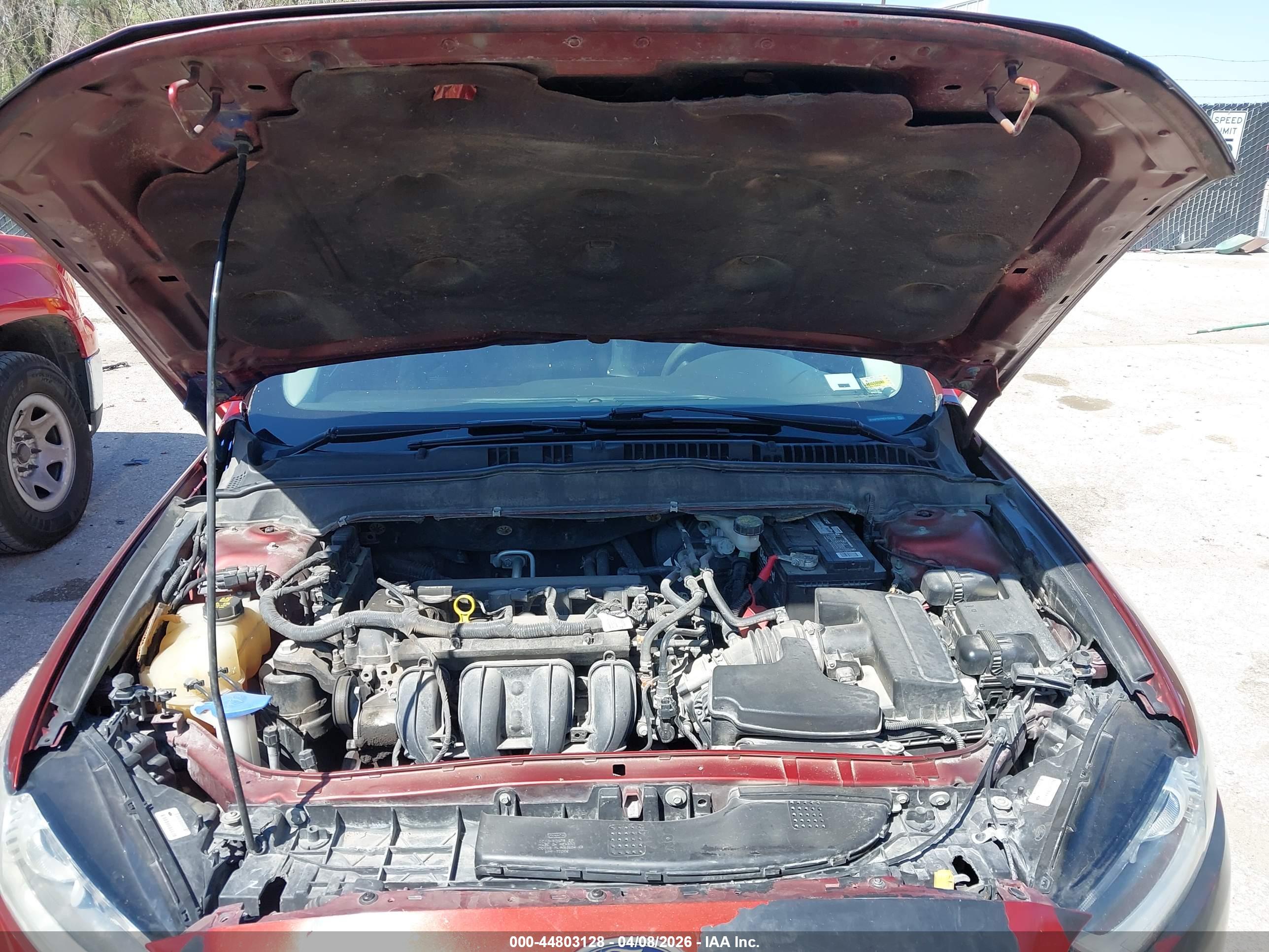 FORD FUSION image 10