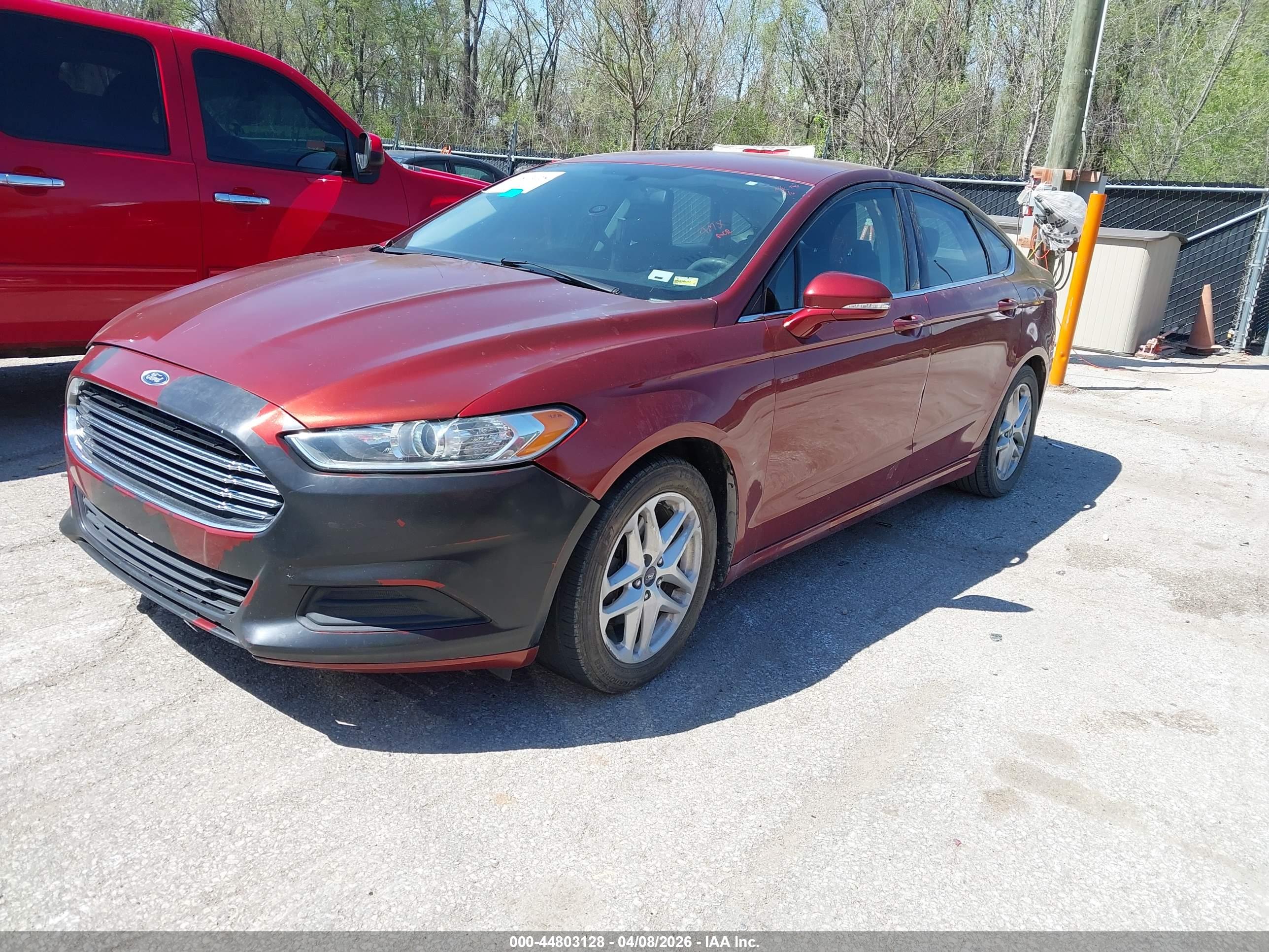 FORD FUSION image 2