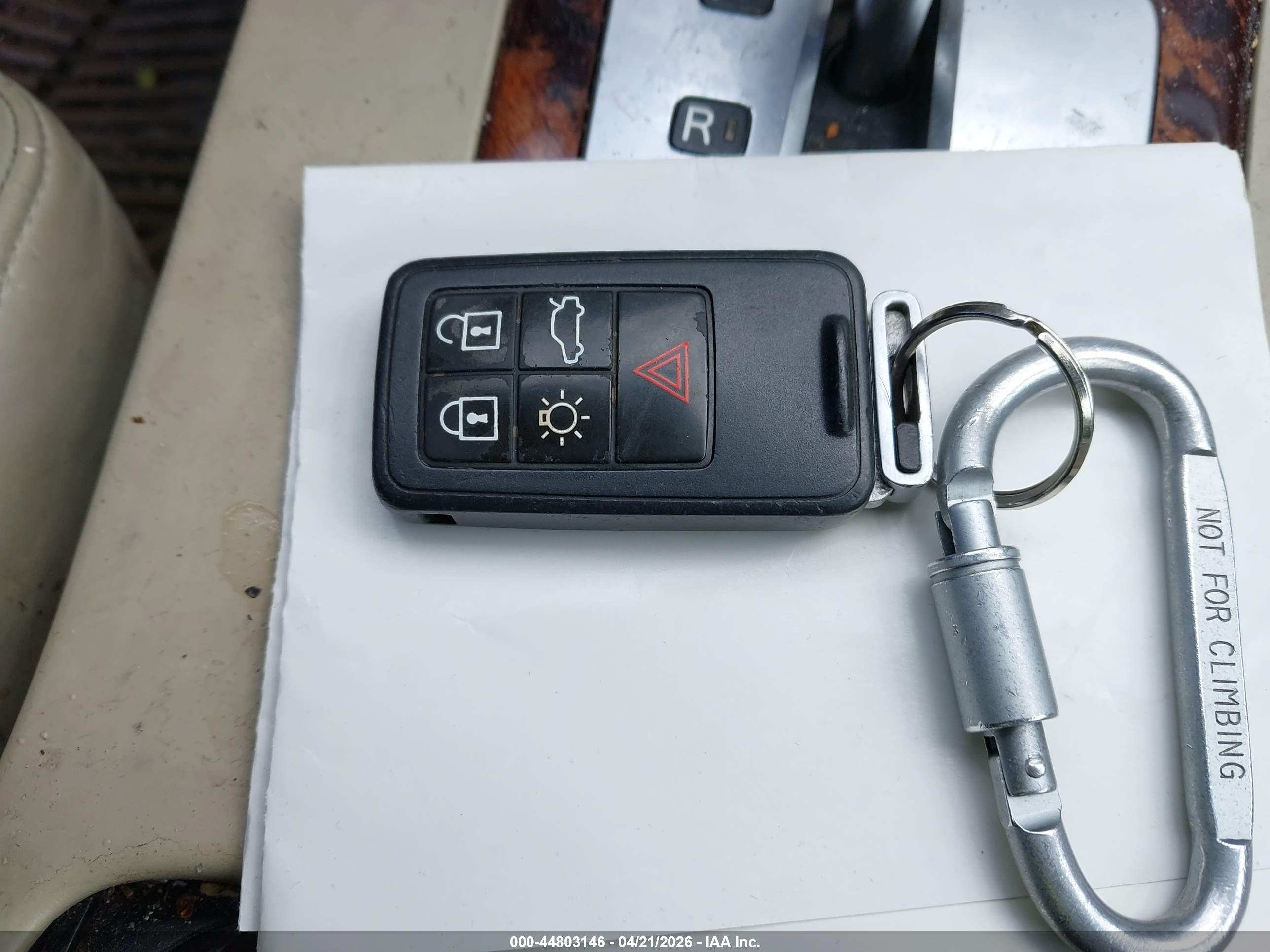VOLVO S80 image 11