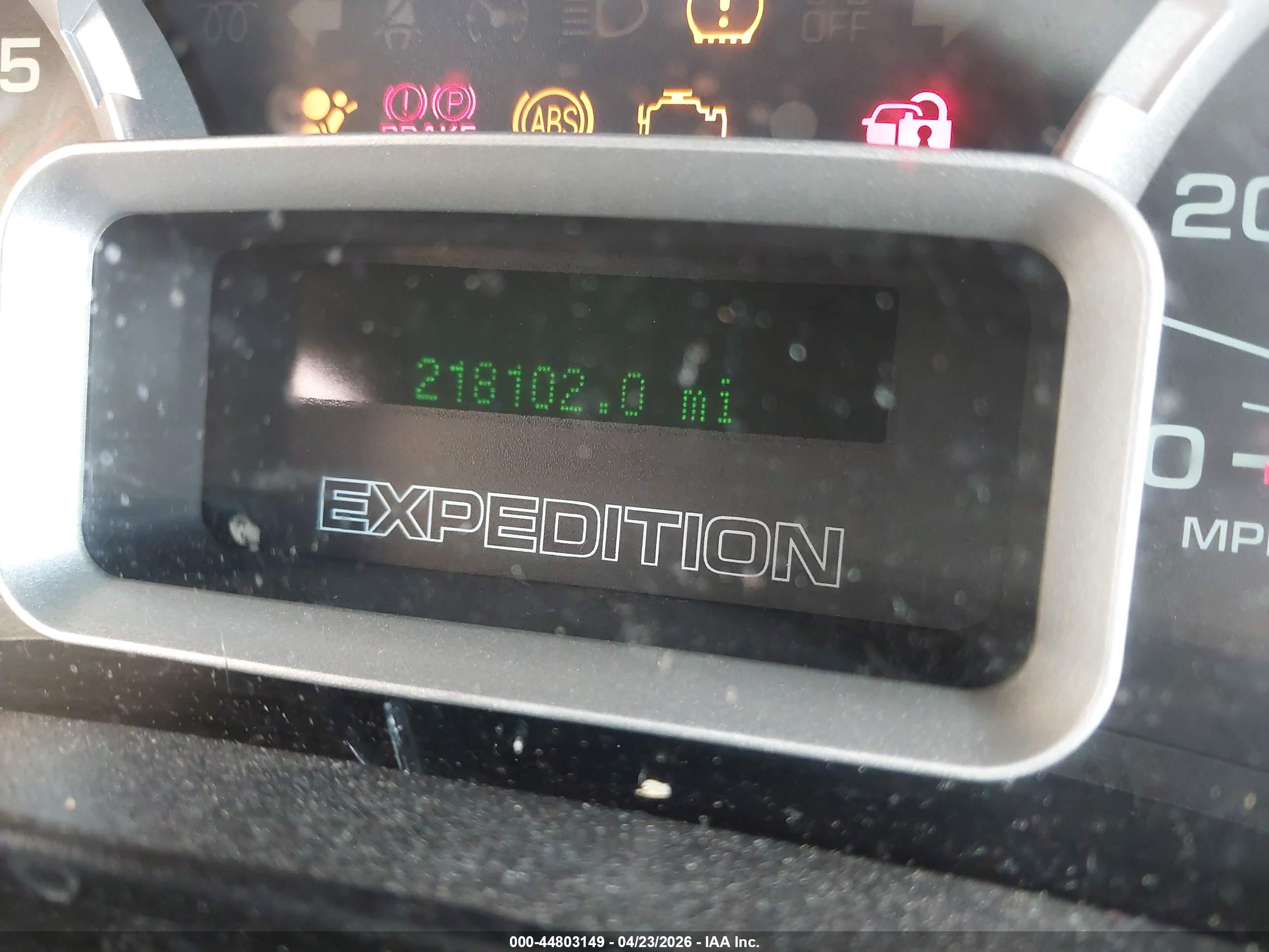 FORD EXPEDITION image 7
