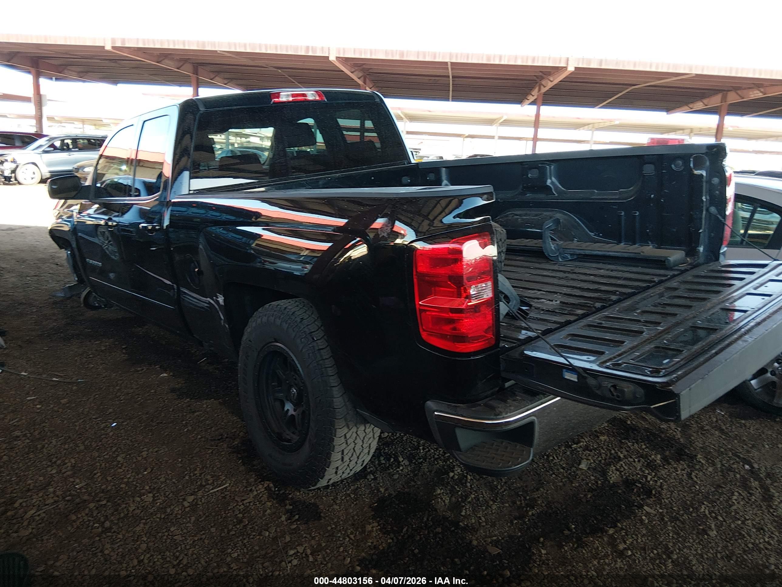 CHEVROLET SILVERADO image 3