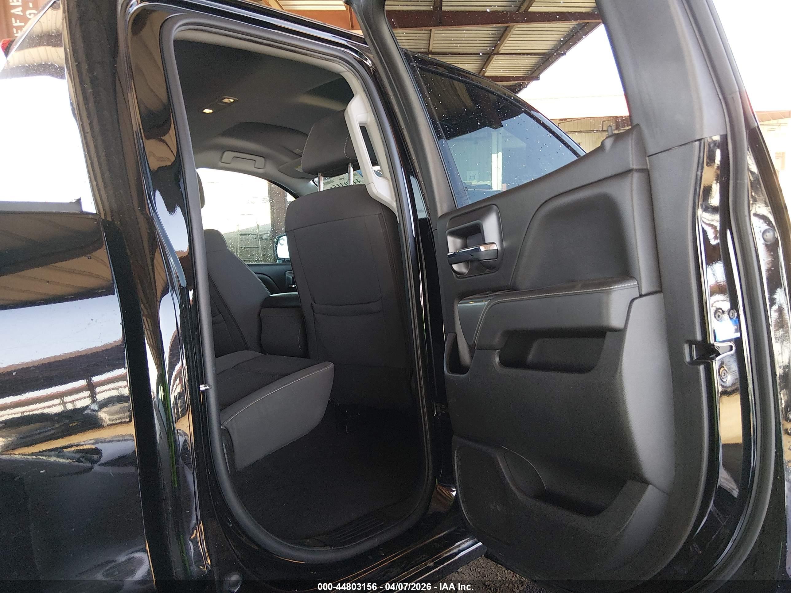 CHEVROLET SILVERADO image 8