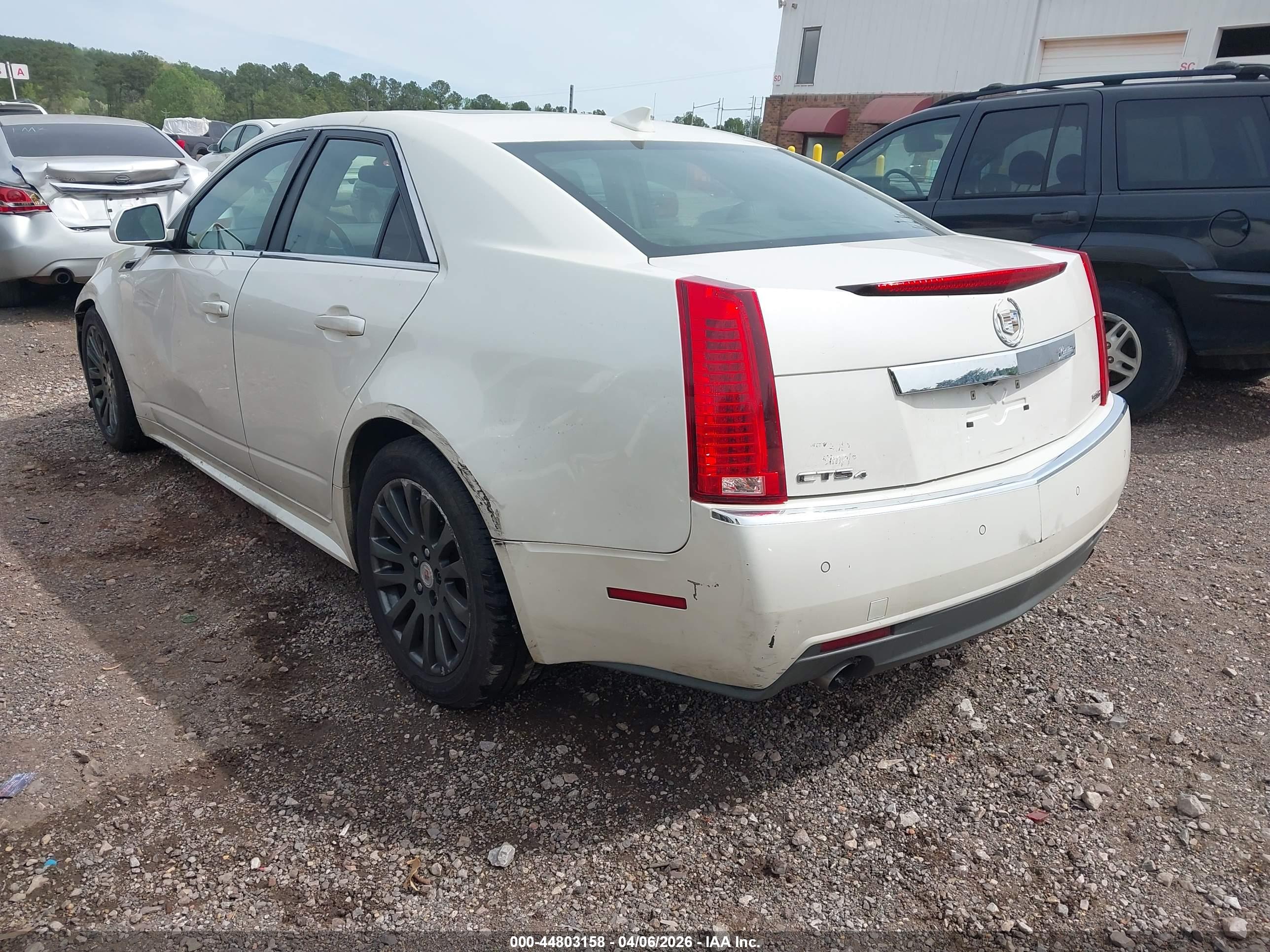 CADILLAC CTS image 3