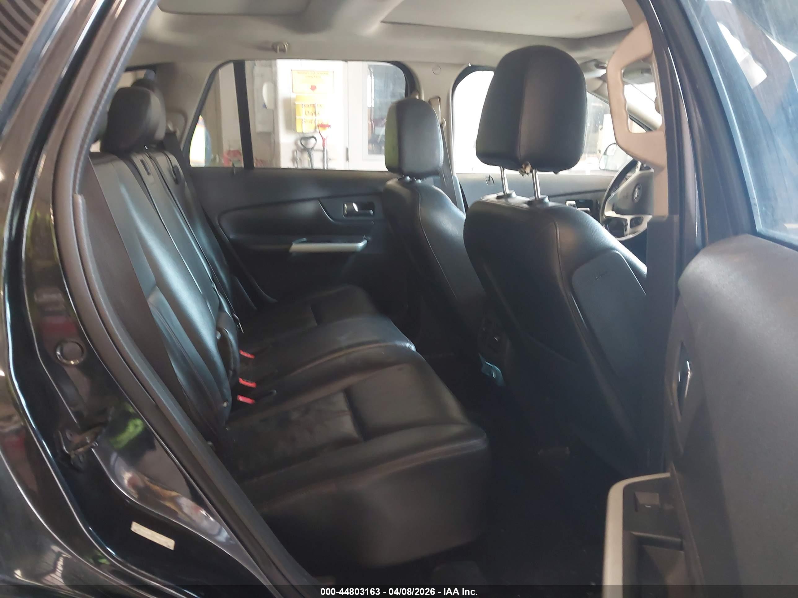 FORD EDGE image 8