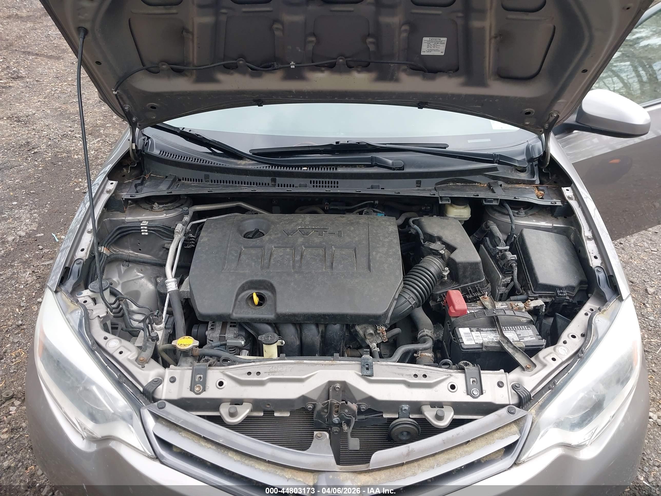 TOYOTA COROLLA image 10