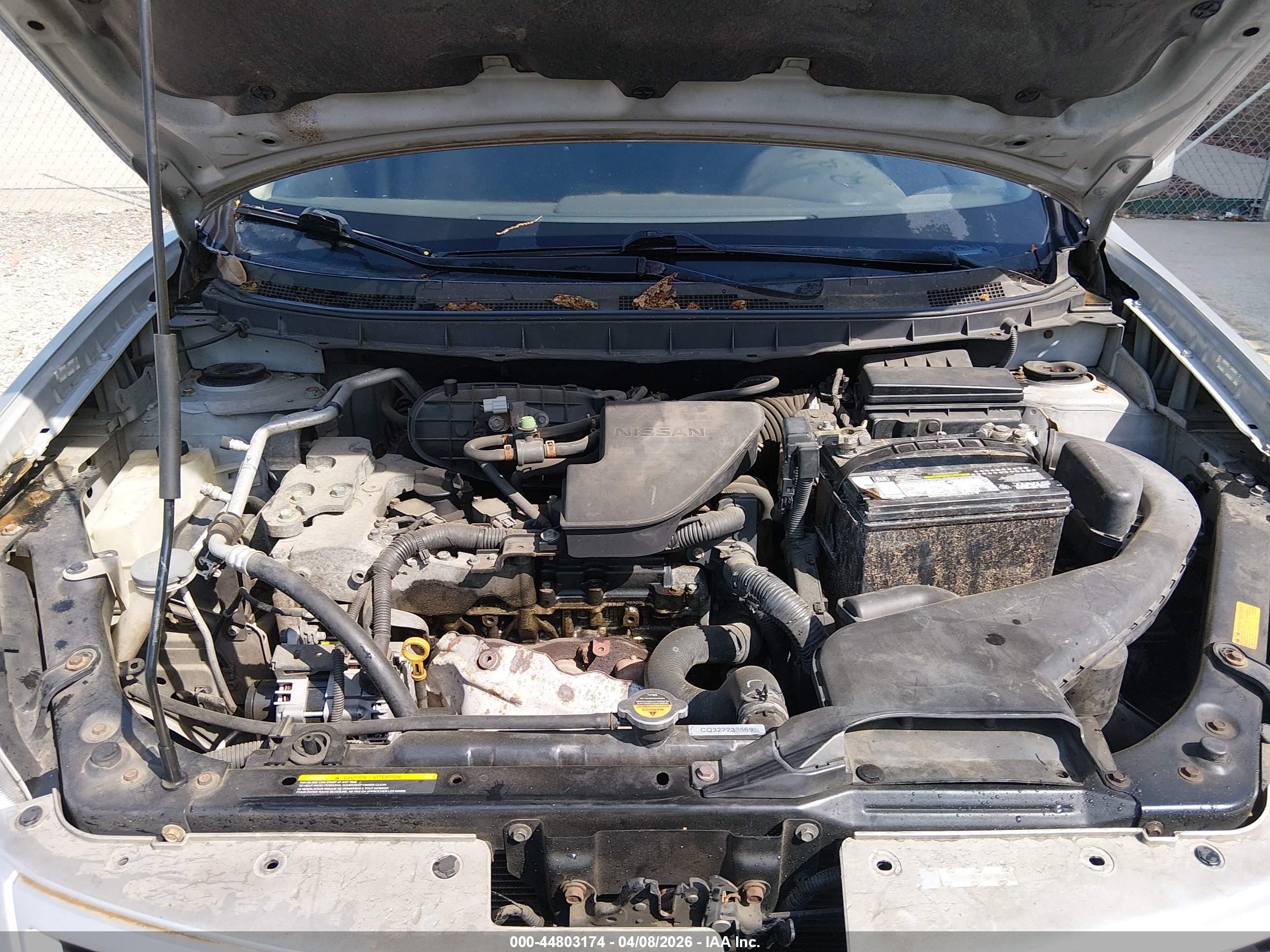 NISSAN ROGUE image 10