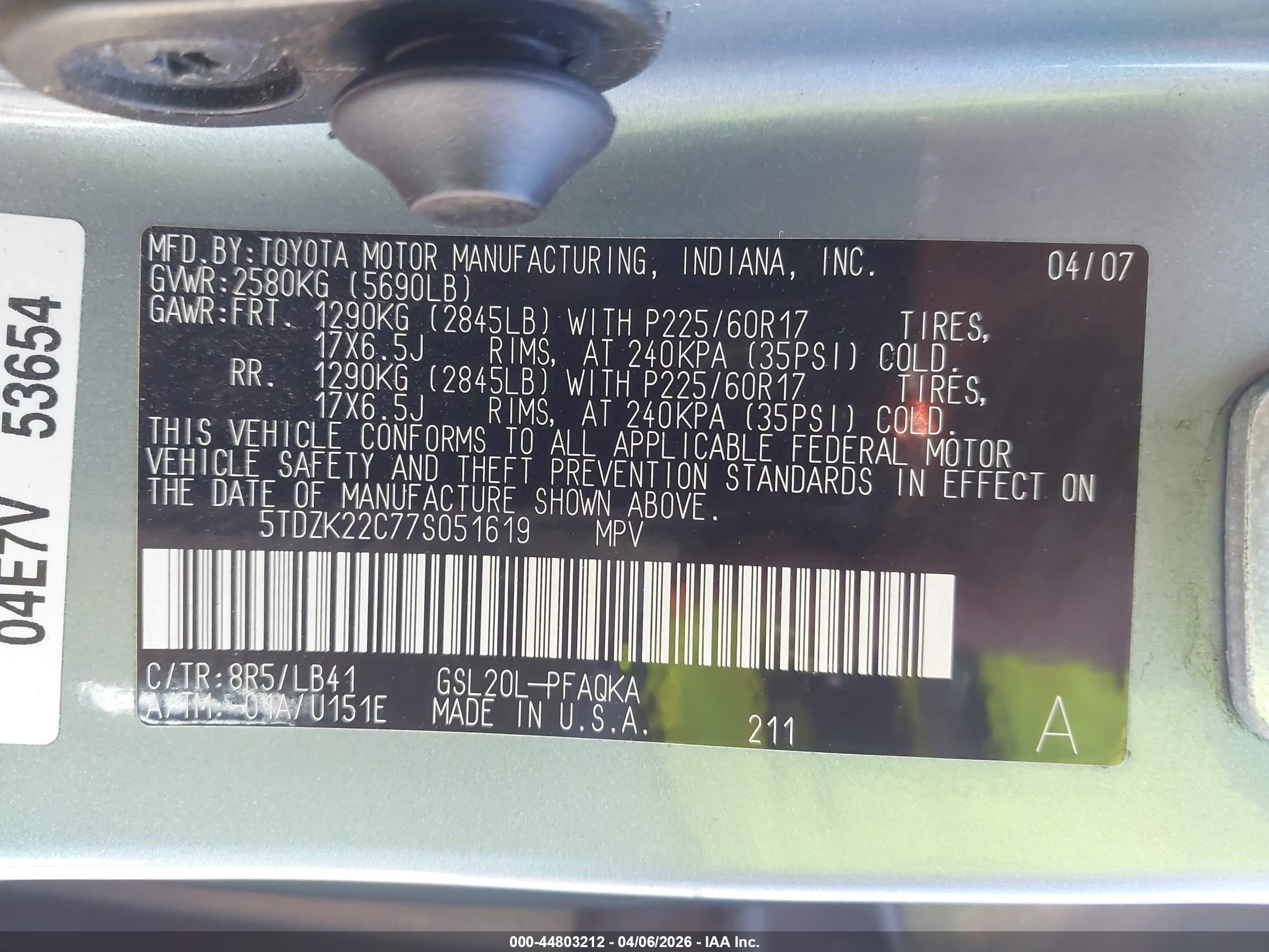 TOYOTA SIENNA image 9