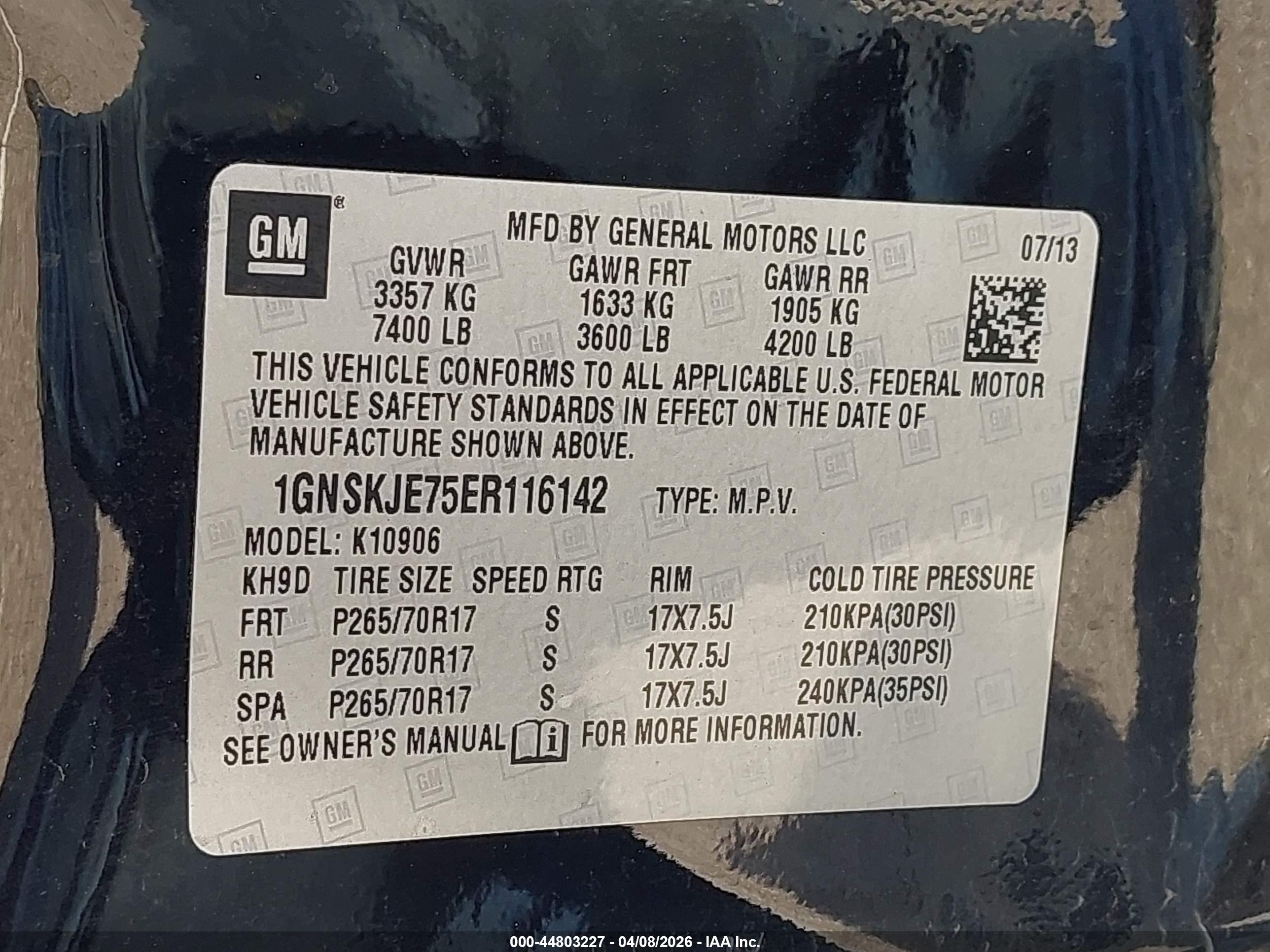 CHEVROLET SUBURBAN image 9