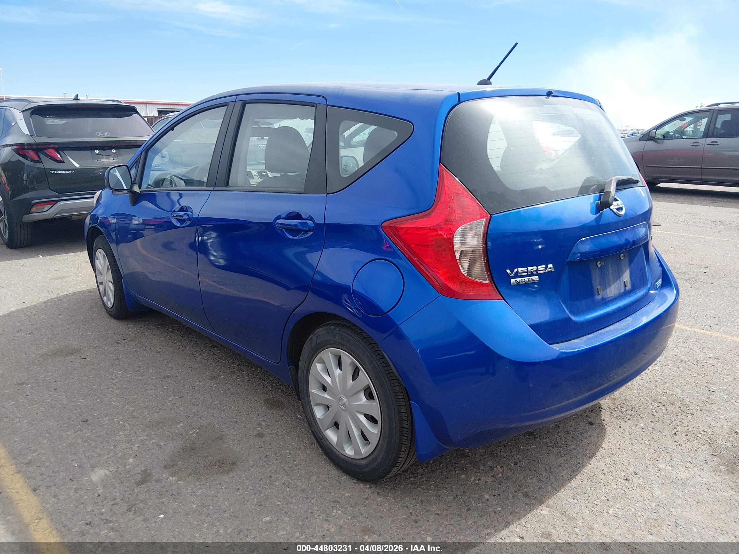 NISSAN VERSA image 3