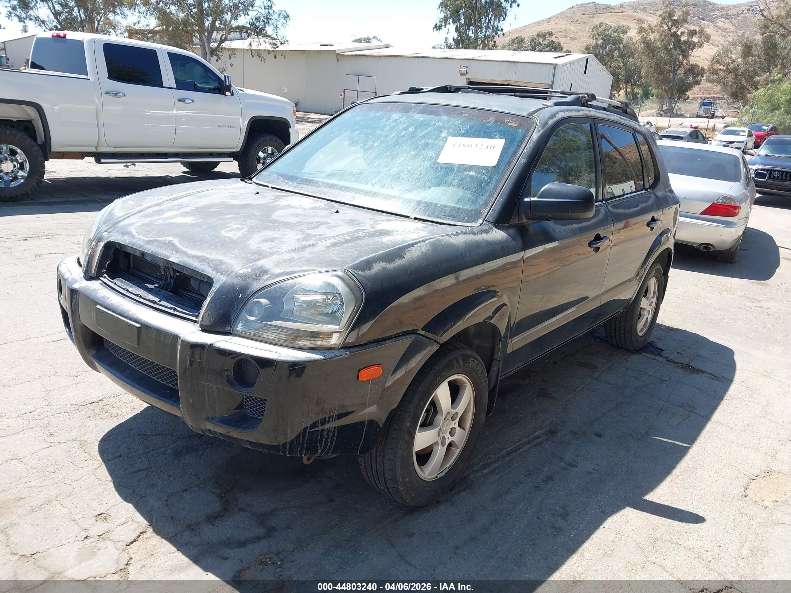 HYUNDAI TUCSON image 2