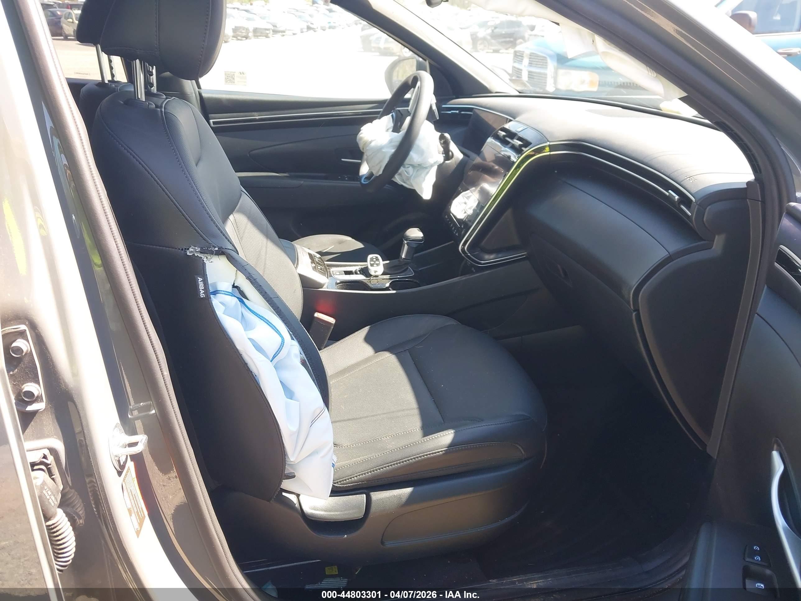 HYUNDAI SANTA image 5