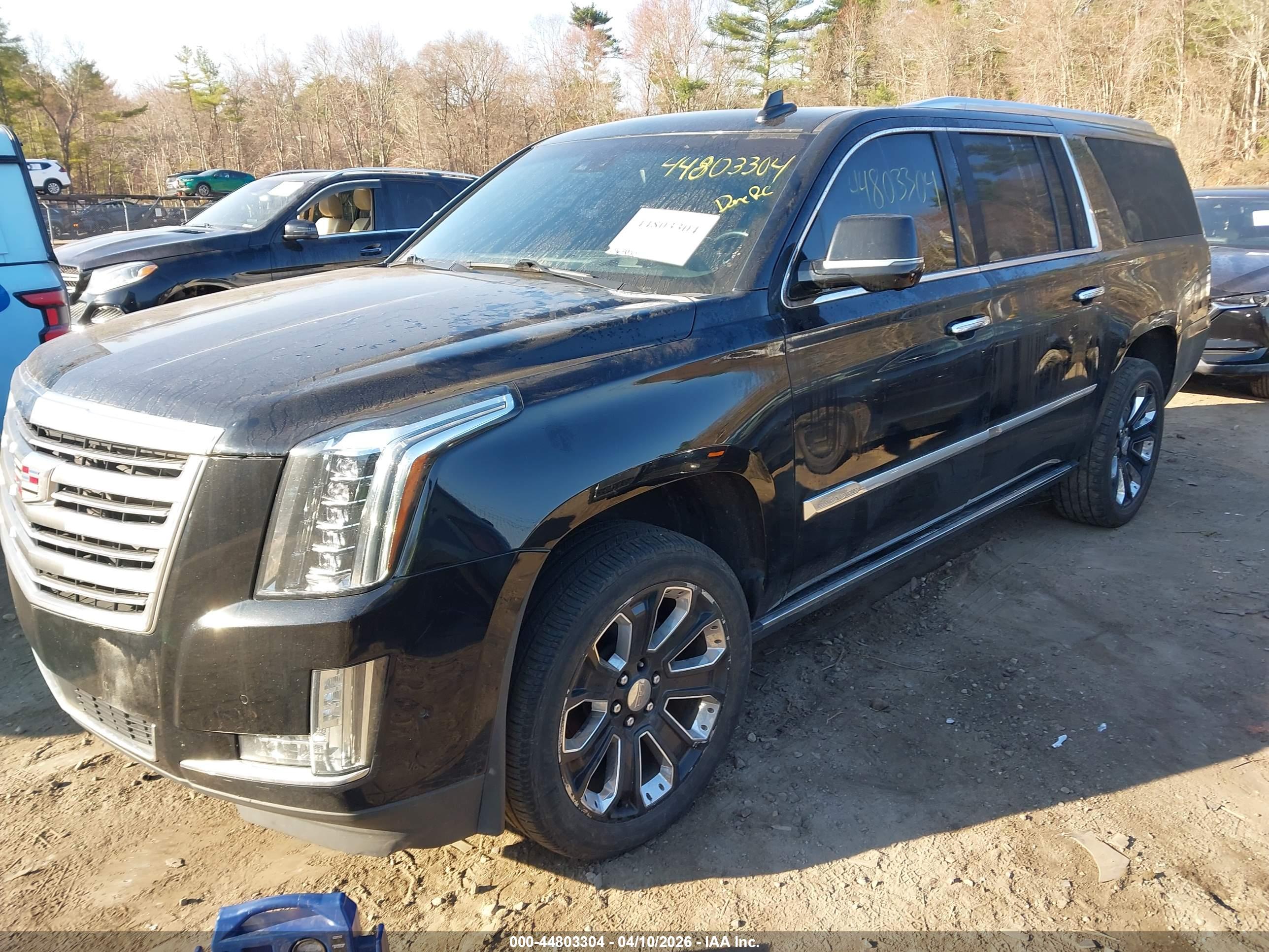 CADILLAC ESCALADE image 2
