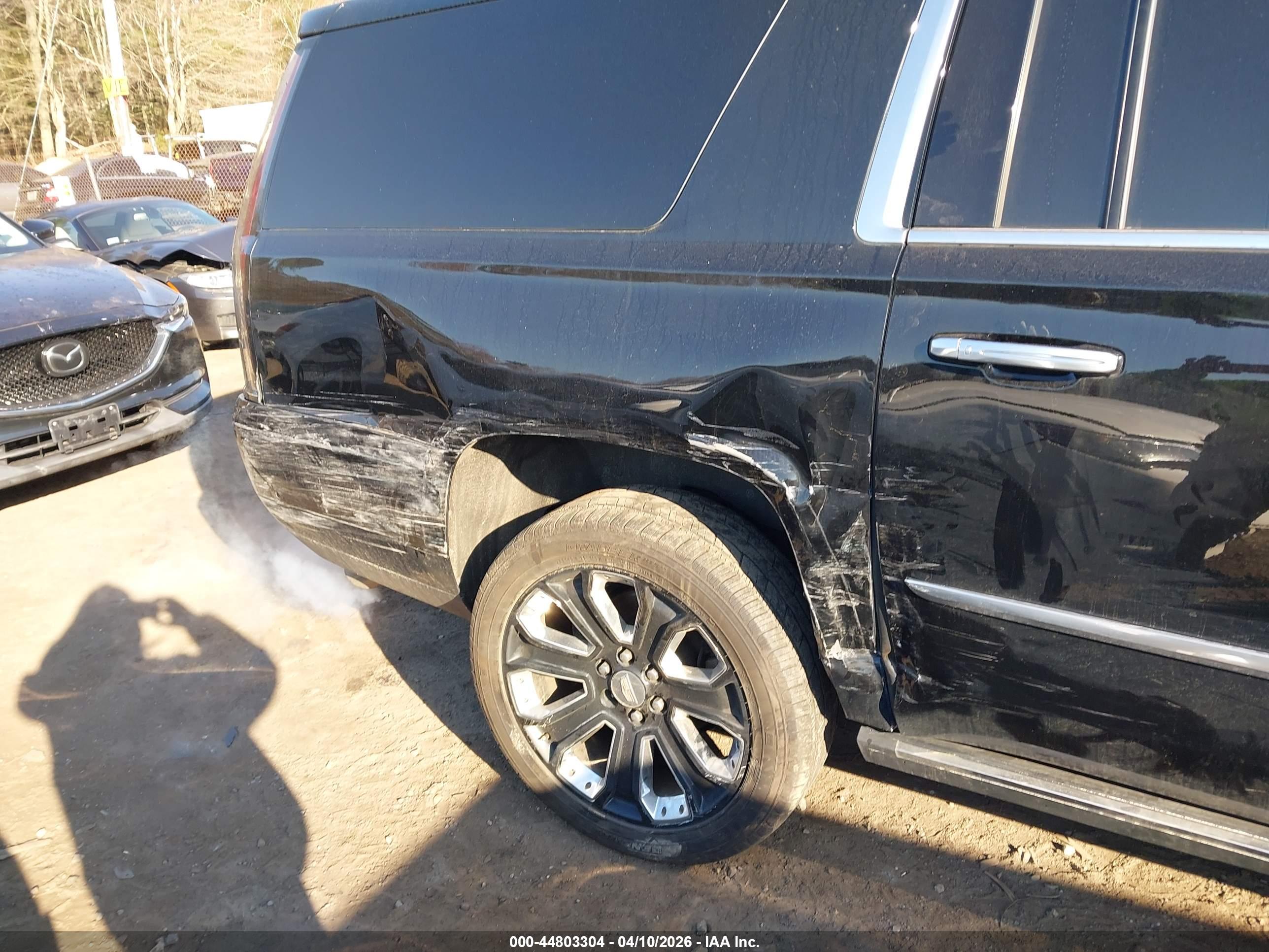 CADILLAC ESCALADE image 6