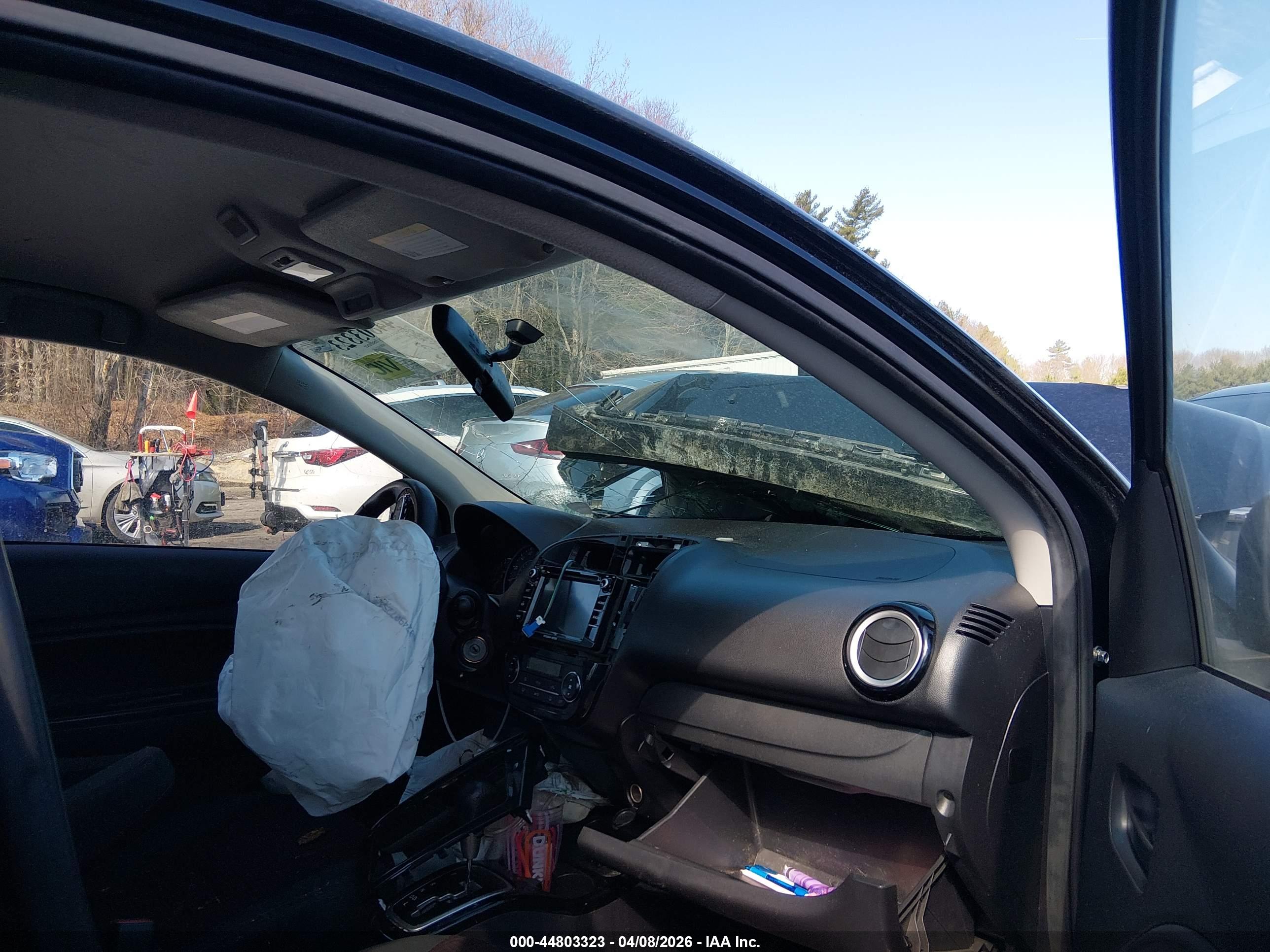 MITSUBISHI MIRAGE image 5