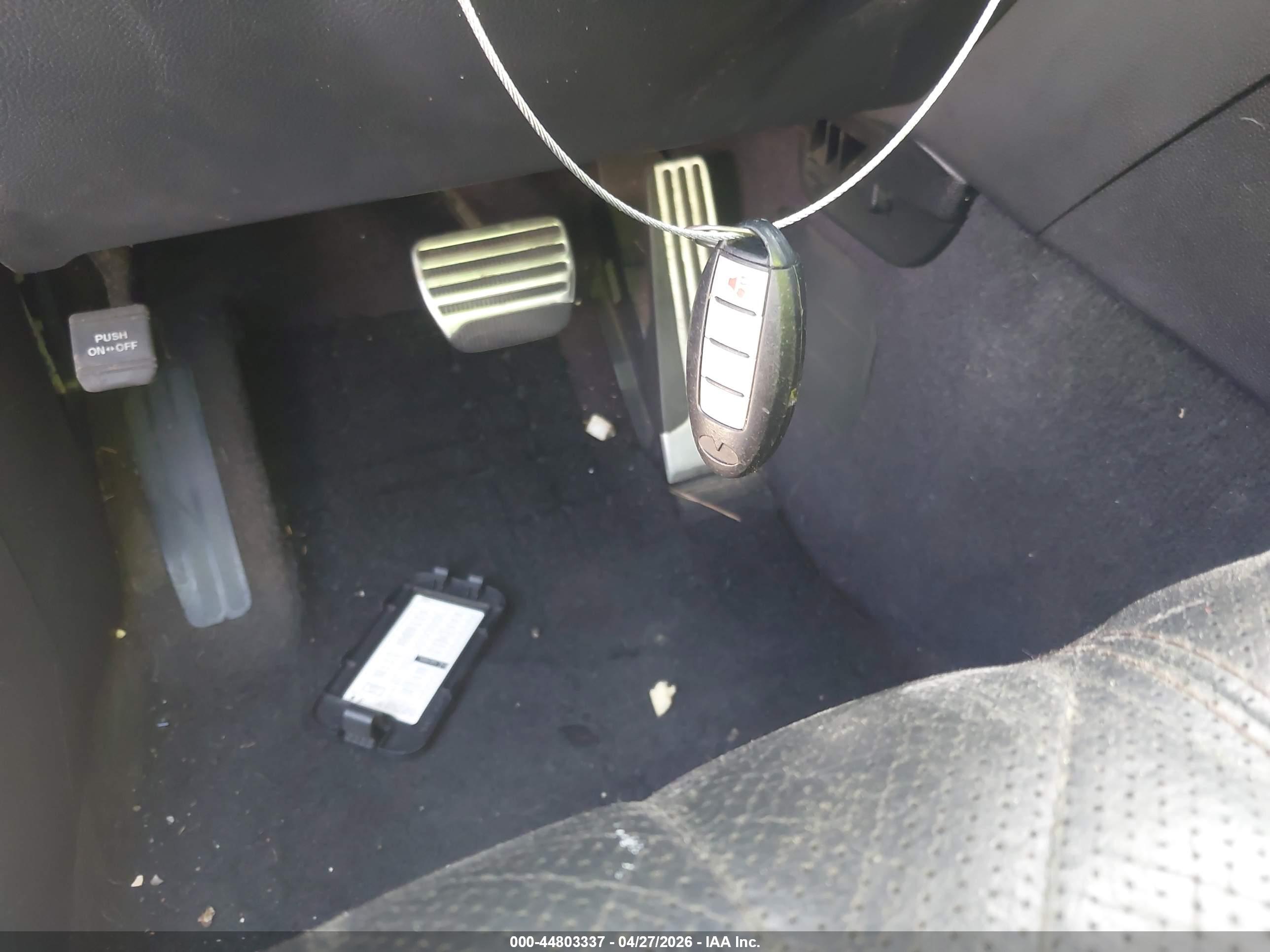 INFINITI FX35 image 11