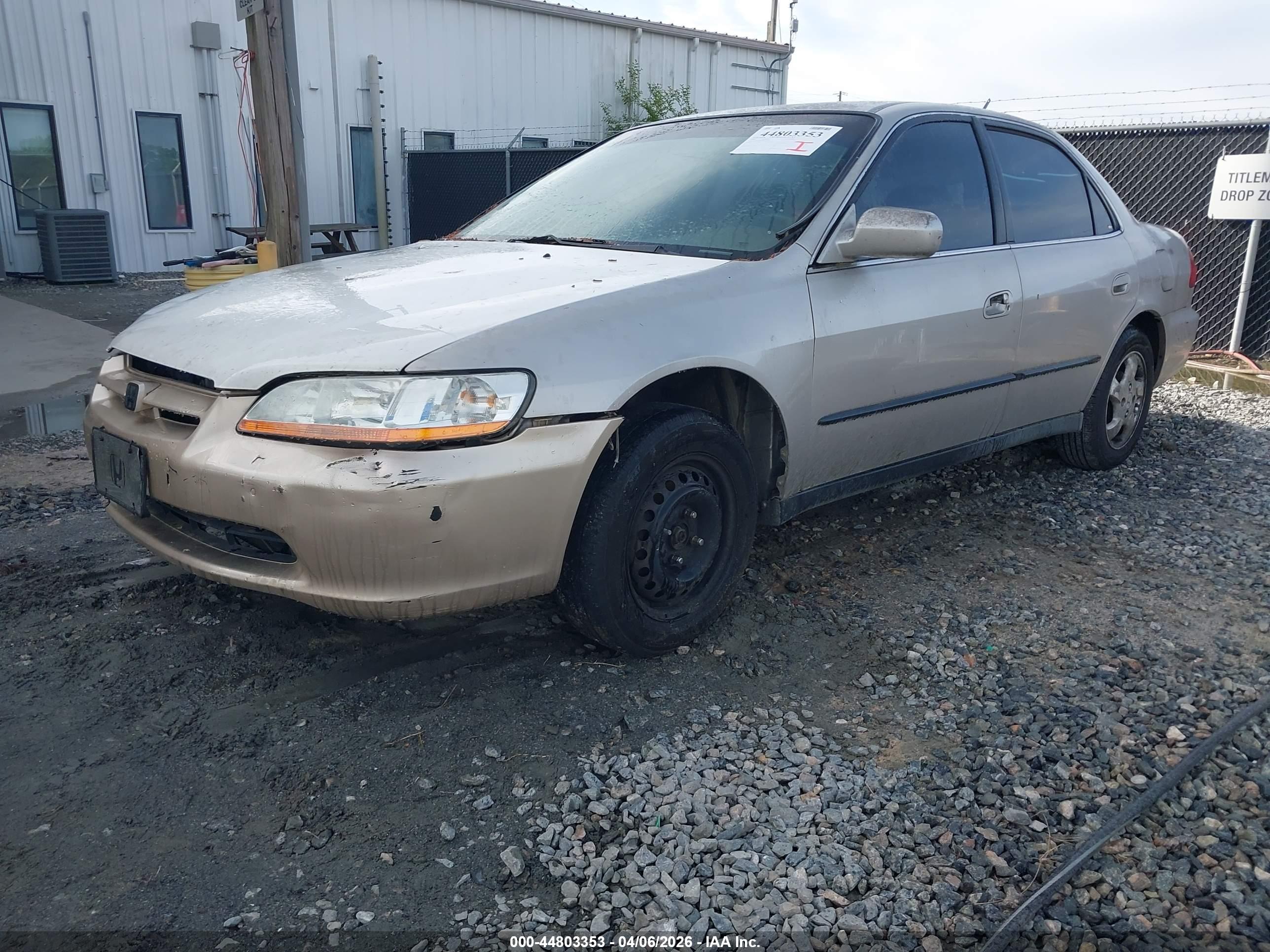 HONDA ACCORD image 2