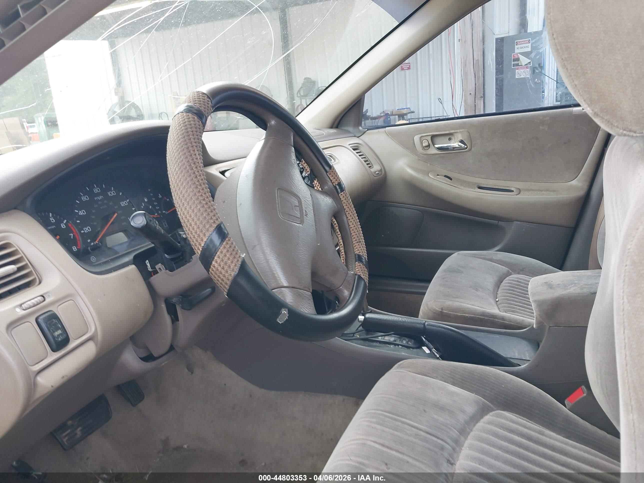 HONDA ACCORD image 5